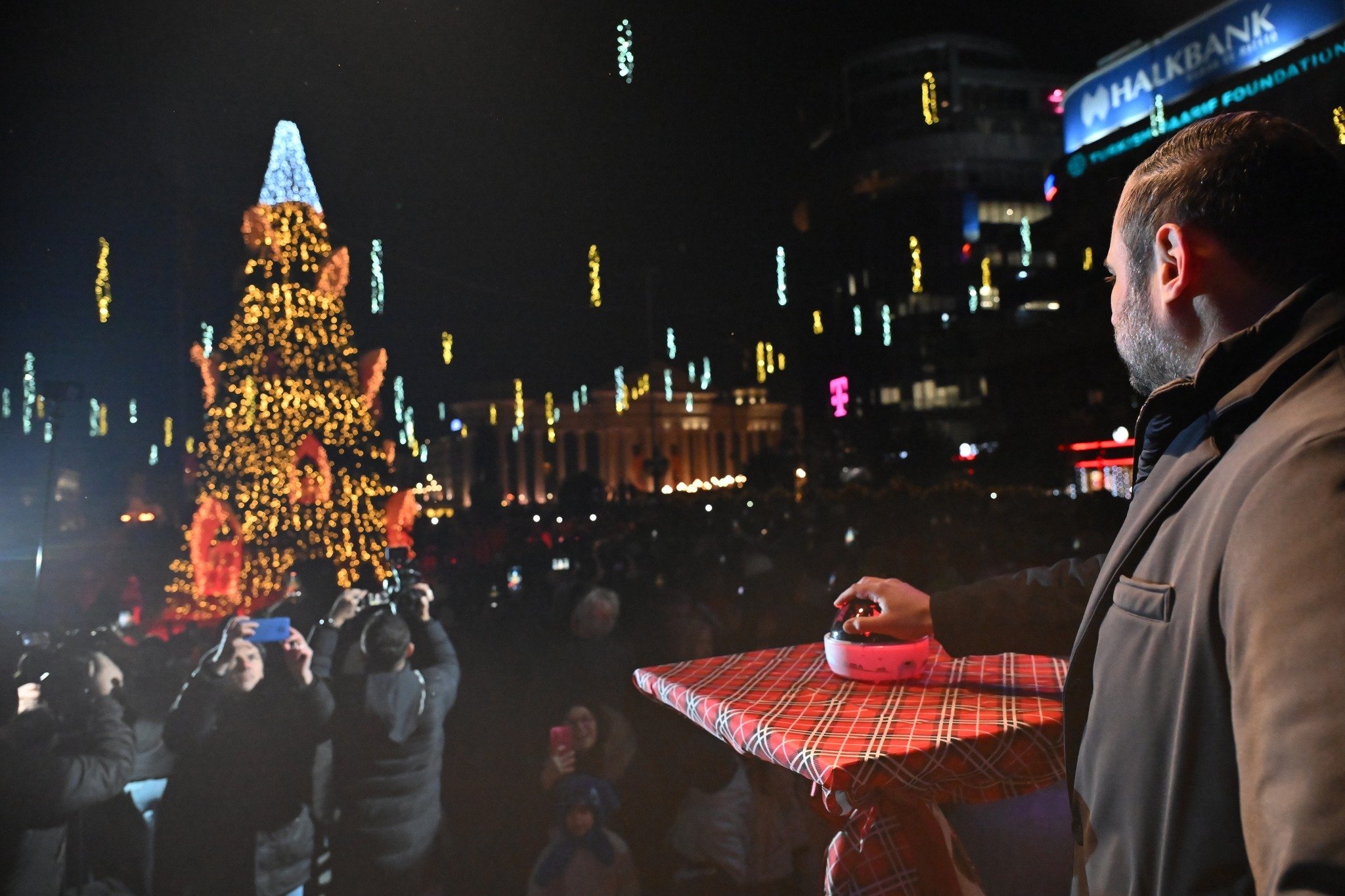 media-libraryjgju6kebqu912S7hetV