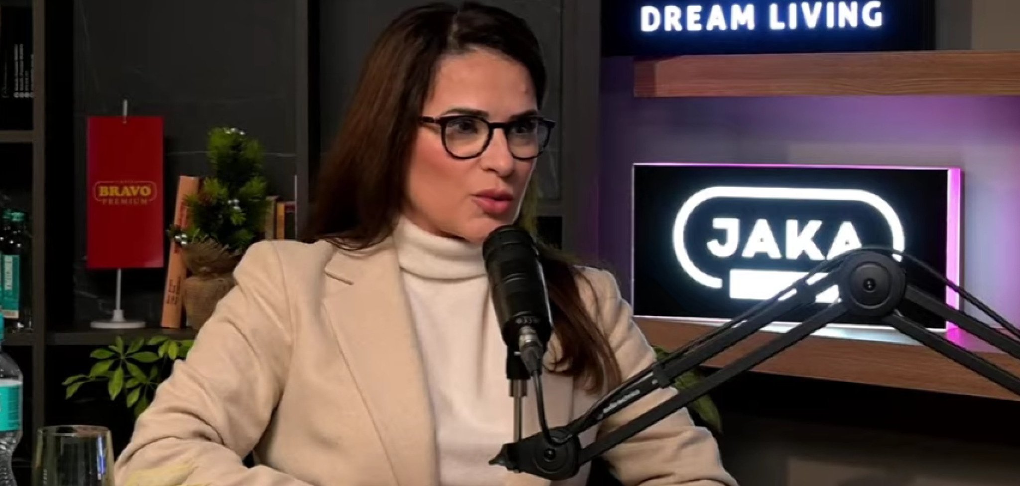 media-library3jeocpged20i0FRAM9t