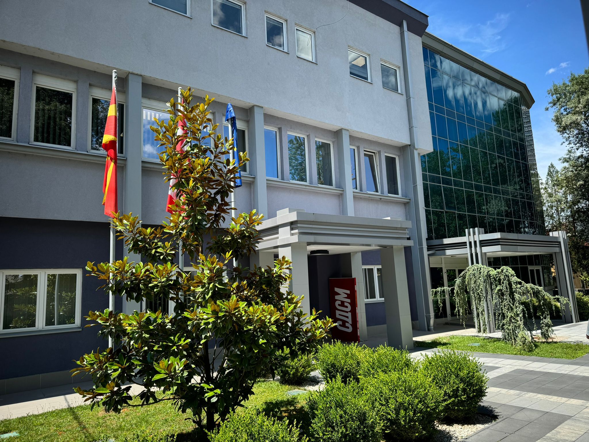 media-libraryifj7namj2f1n0svrrZY