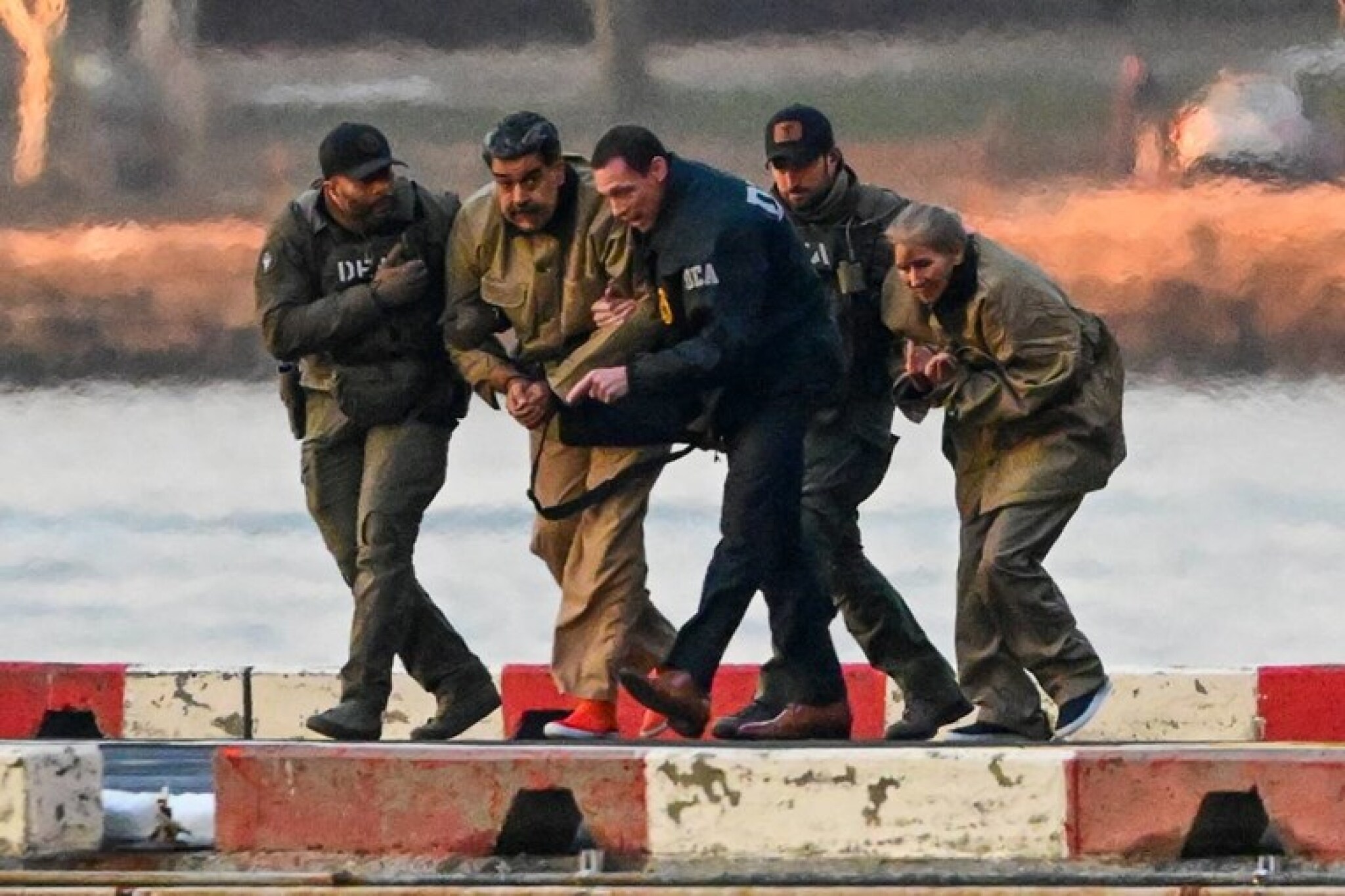 media-librarysg32rpfbia6l0UWb02m