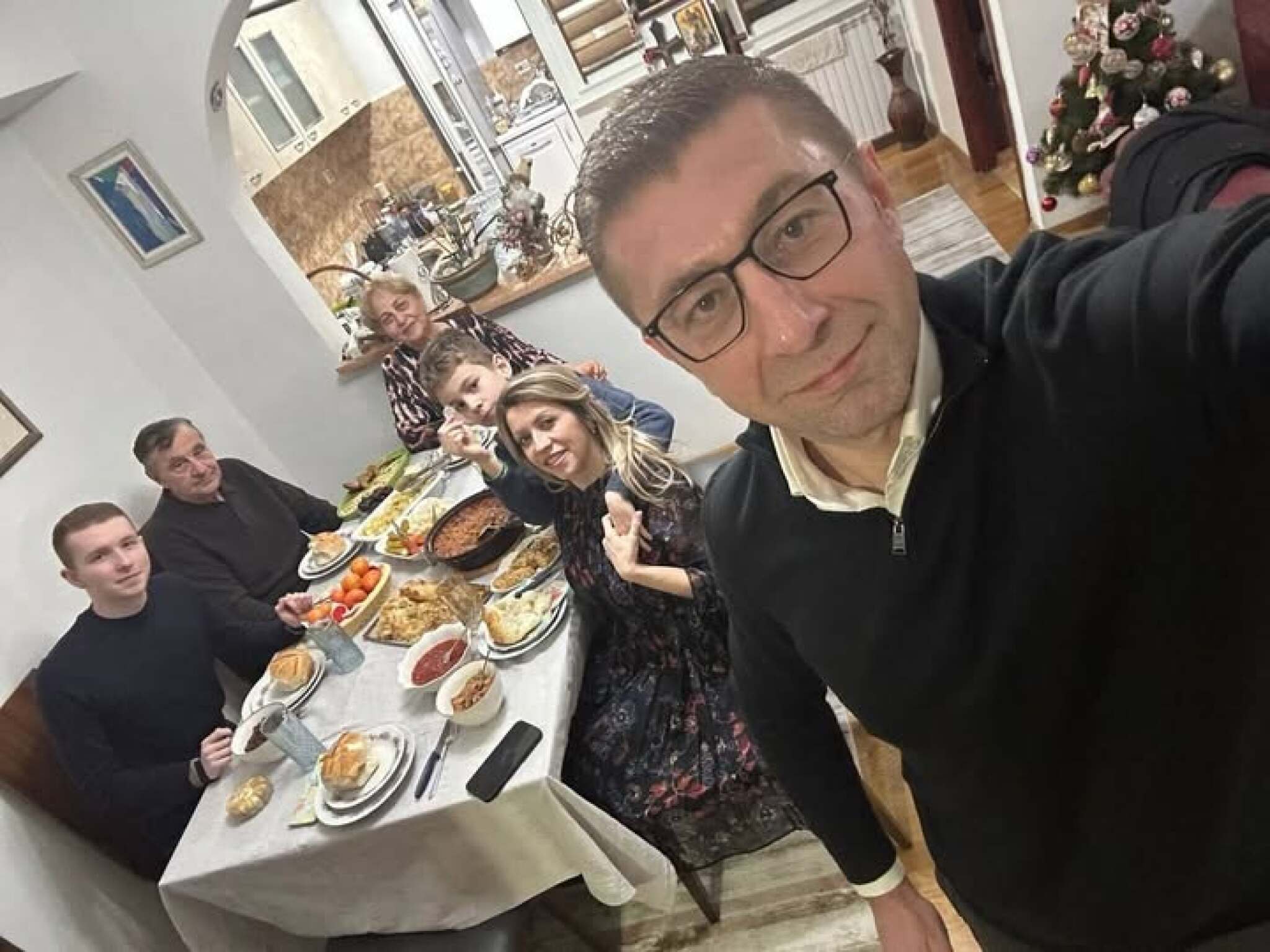 media-librarym5j03b45n1r4dJrK9h0