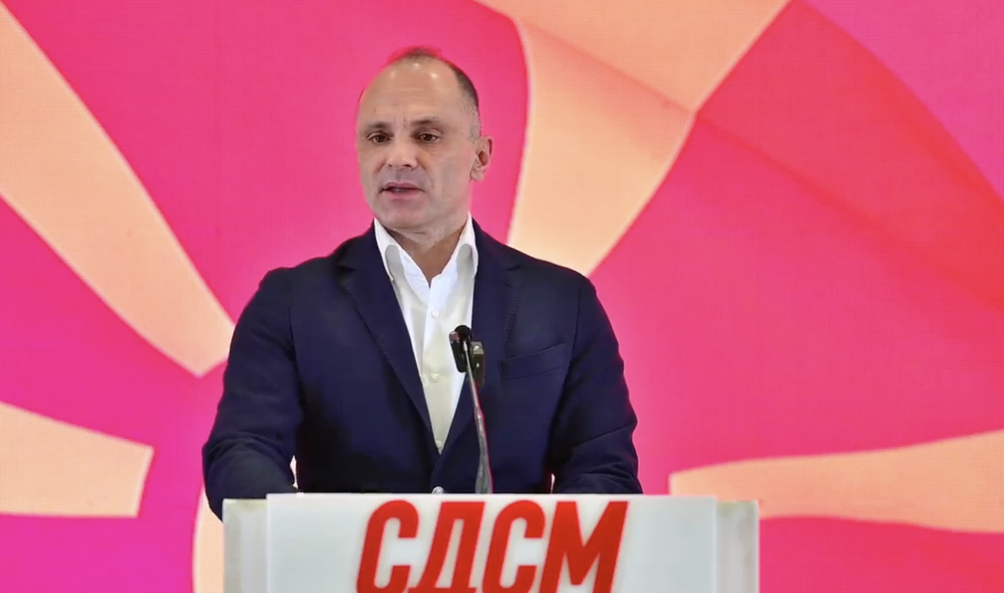 media-libraryc04a59qnuu2adj61Zf9