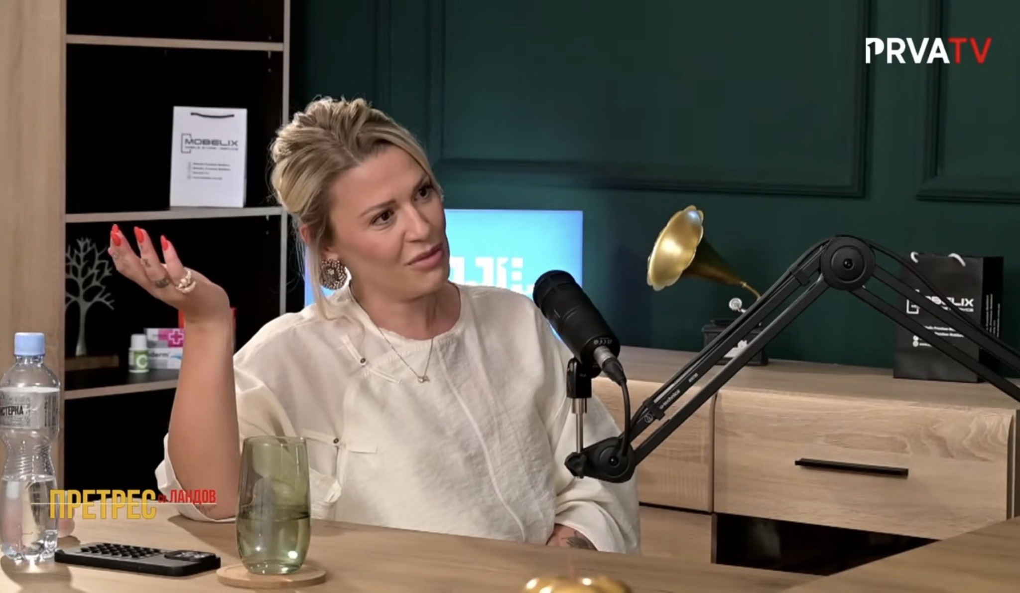 media-libraryqkoti0eri4er7cHblgW