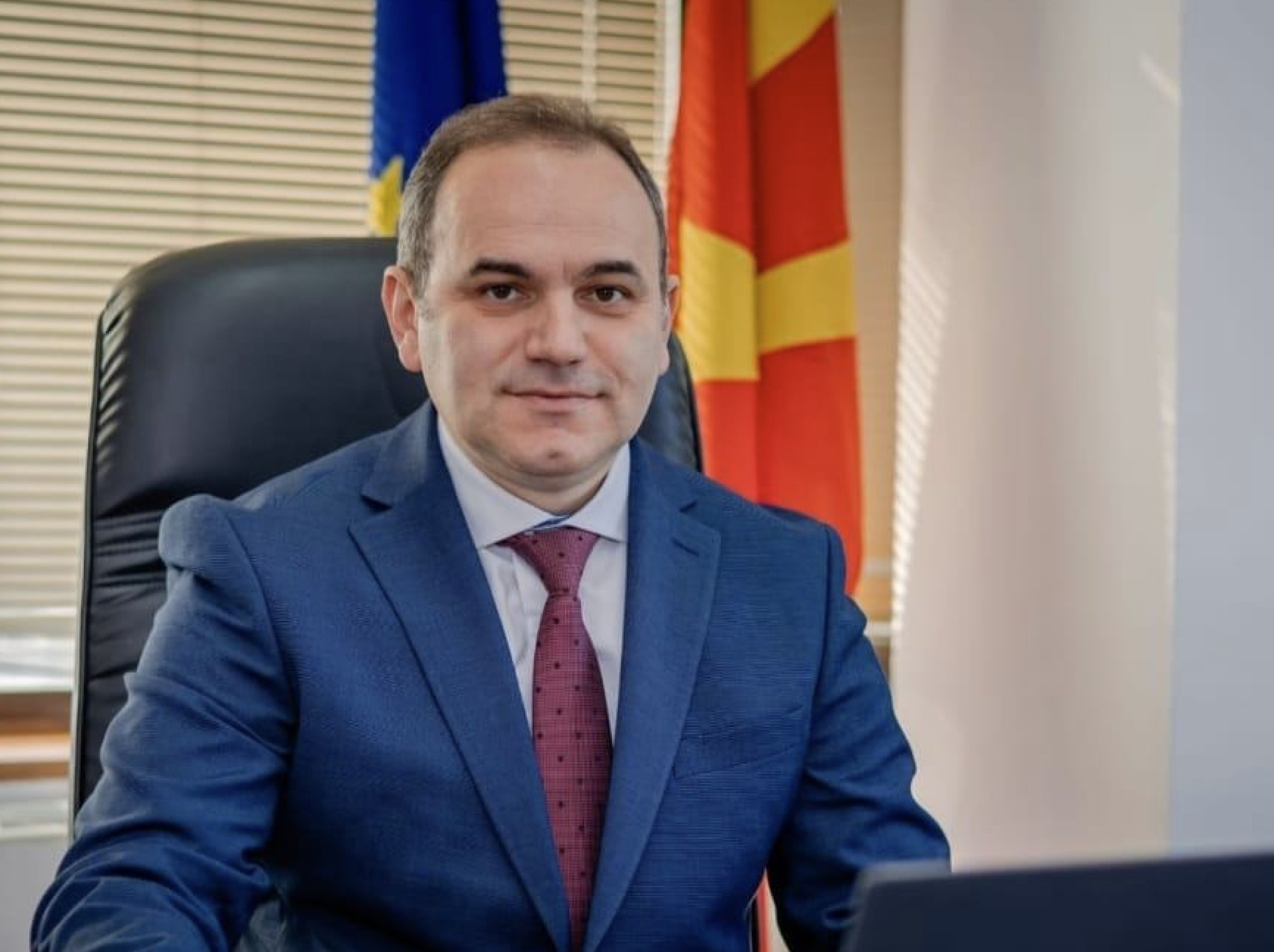 media-library0mri9njlb756b15oNl2