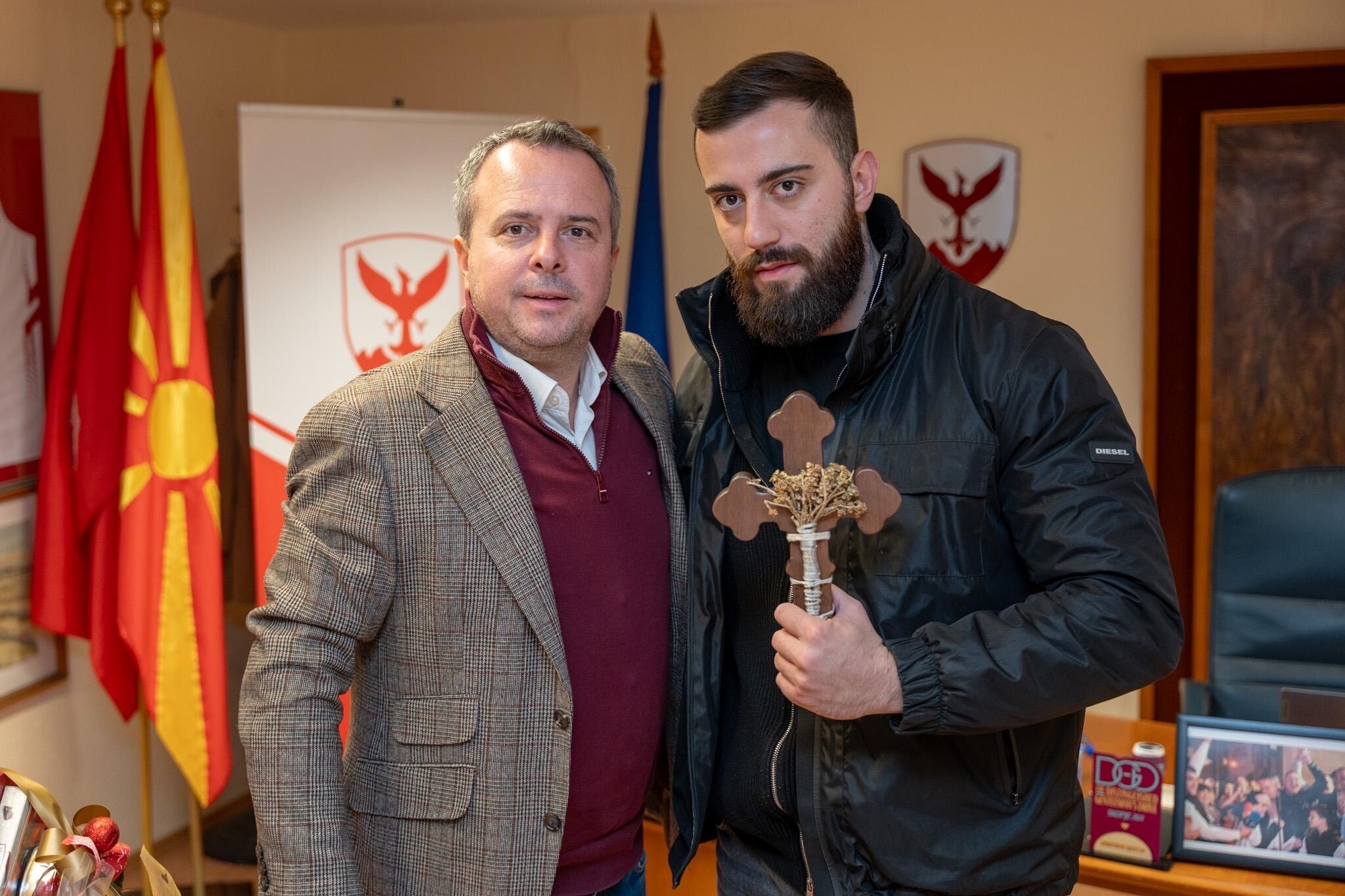 media-library9i5a9ik6p1qkemSo2Xh