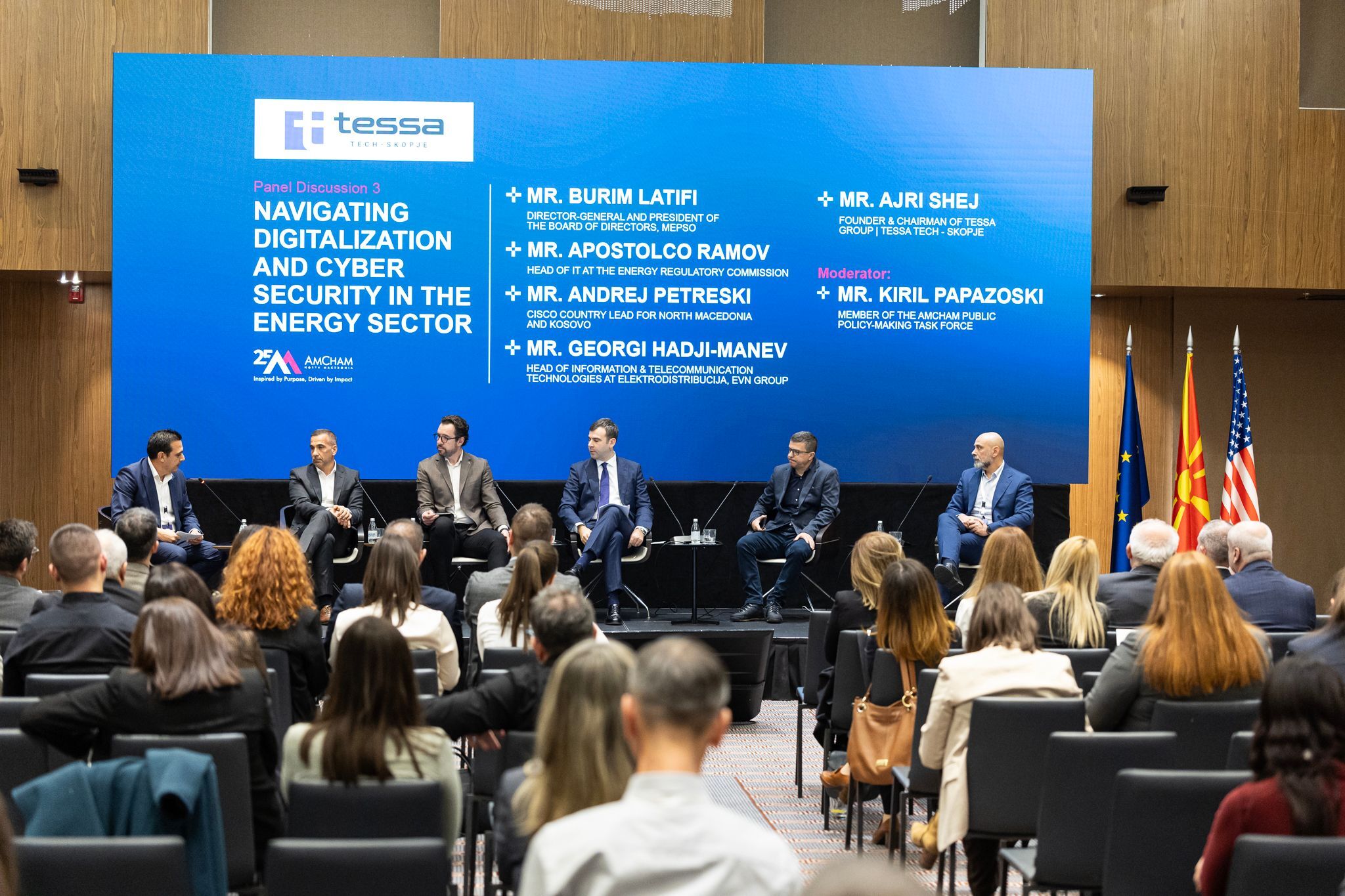 media-libraryhggk8dj0edps9qUdHyE