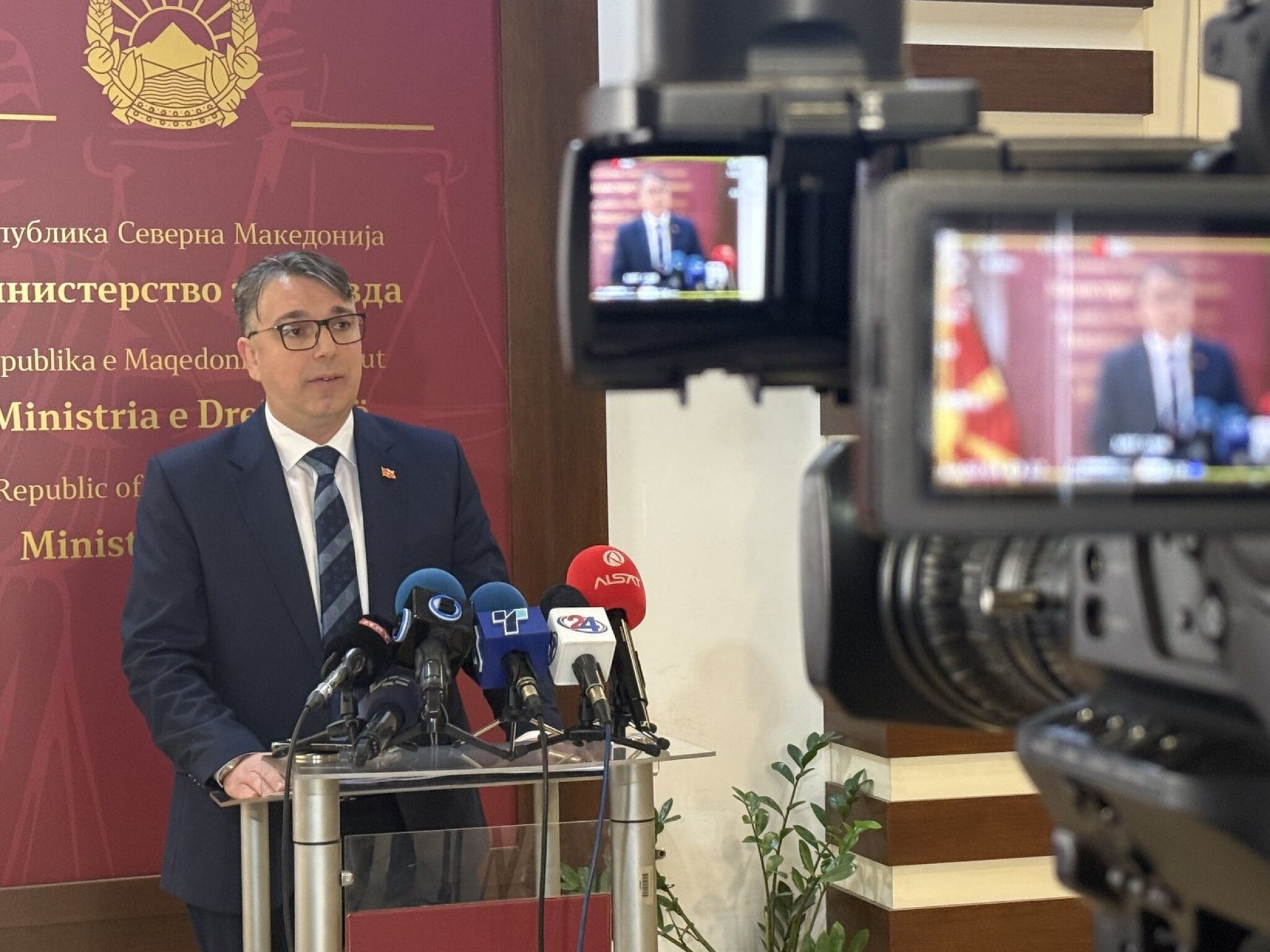 media-libraryvff3i938h6ug2RcxqXn