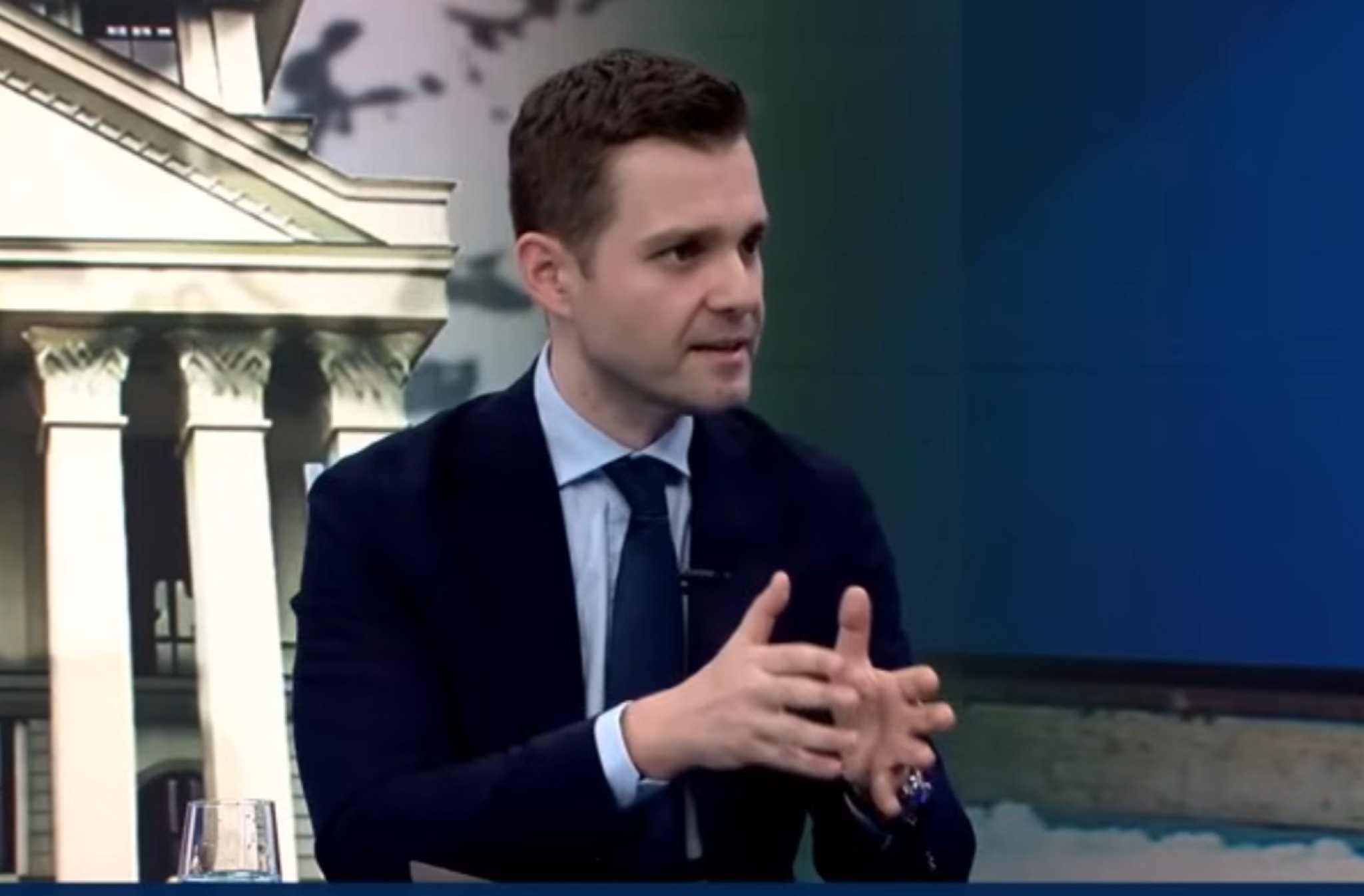 media-librarys1u1pn6ei1165HpUCZv