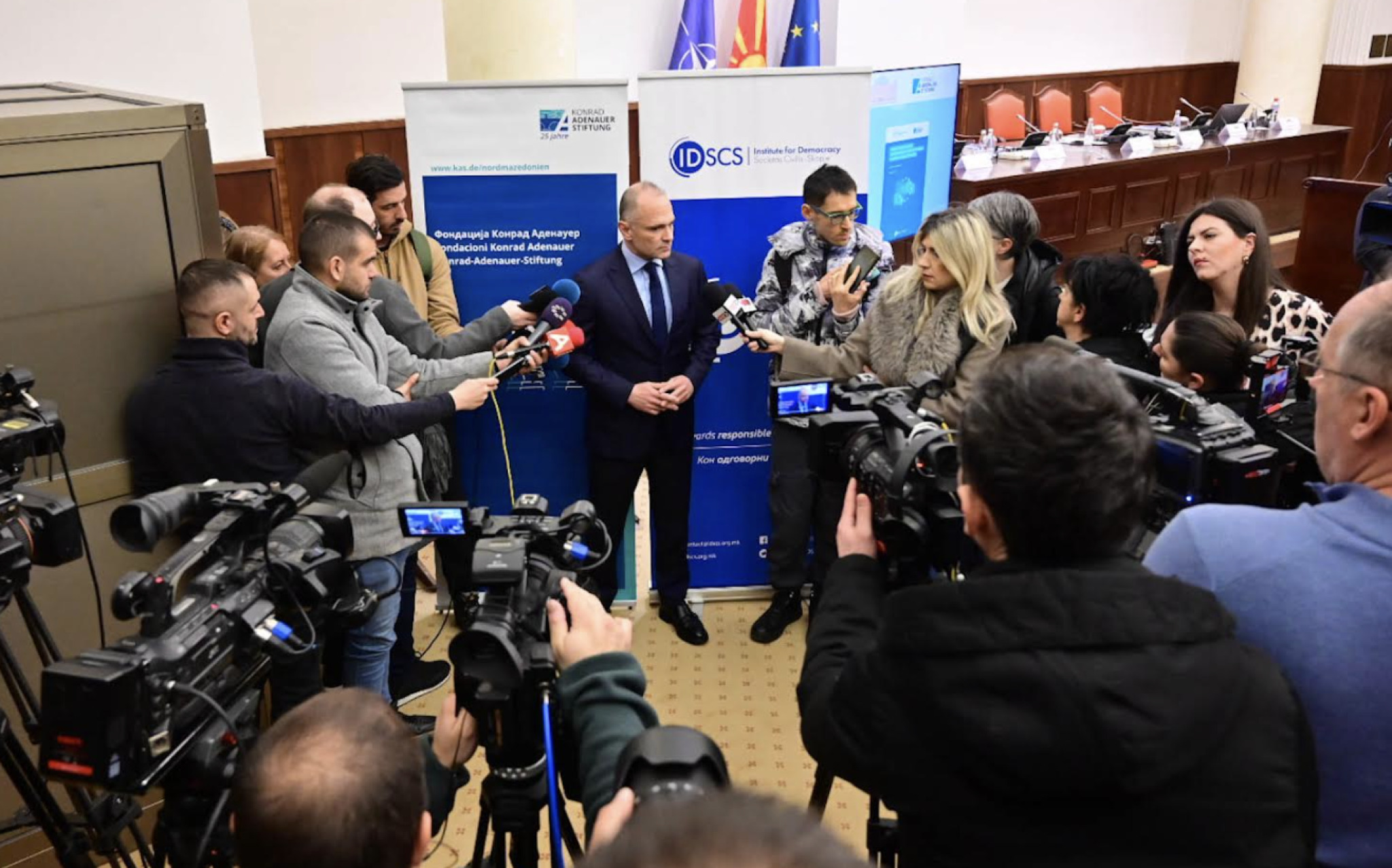 media-library3nf2j6gaan2ic3xojPA