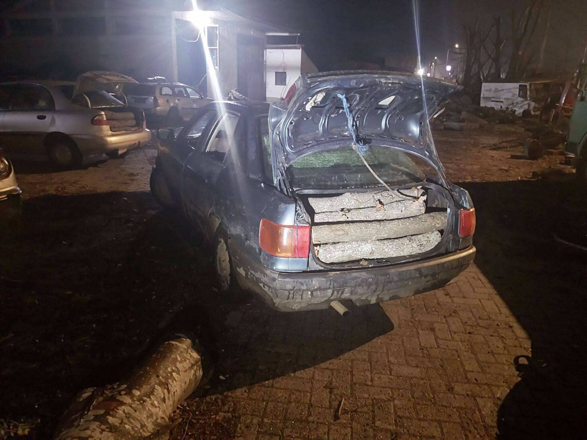 media-libraryq96tm8j3vol03UTut8o