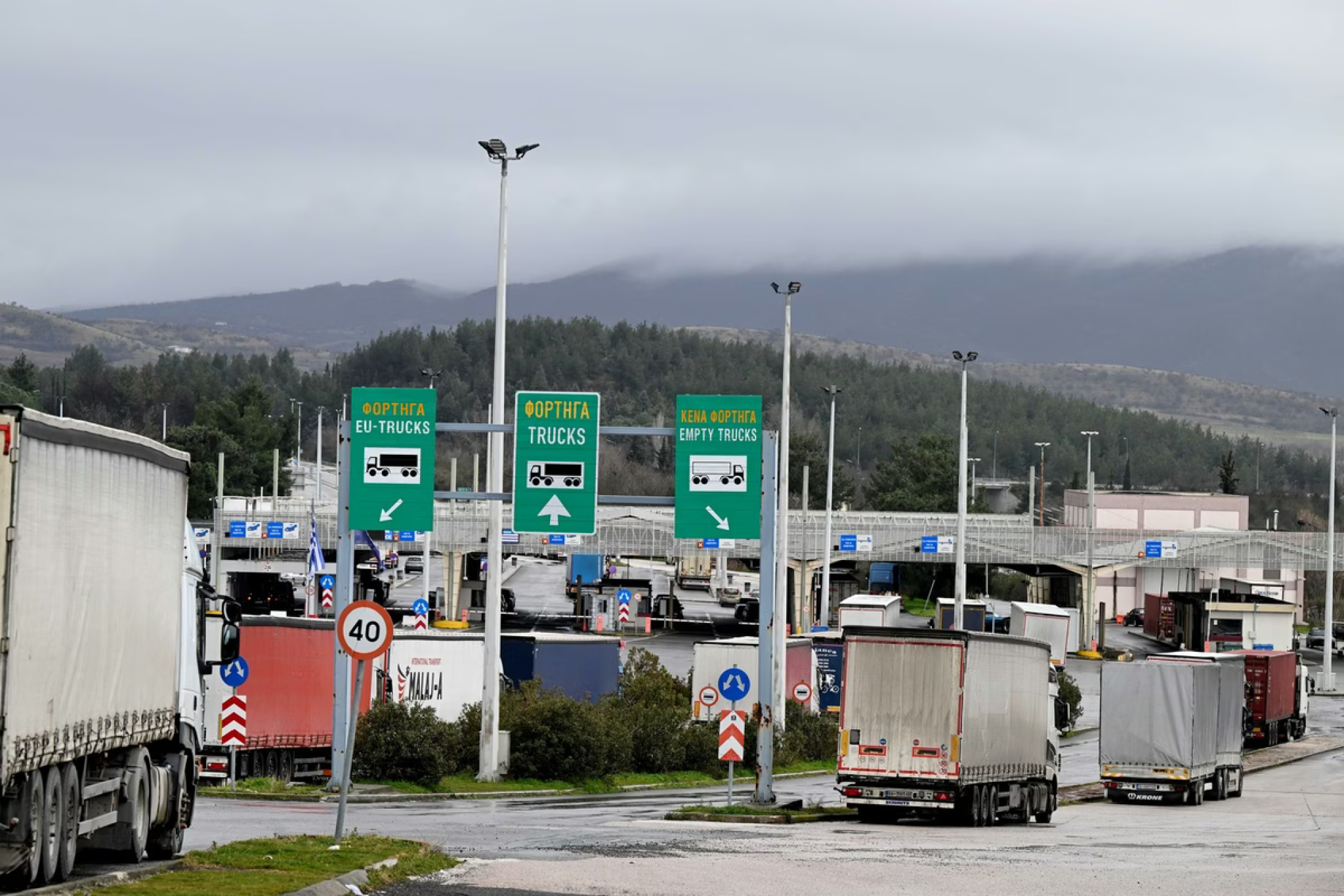 media-library24qee3osg4fva2w25aq