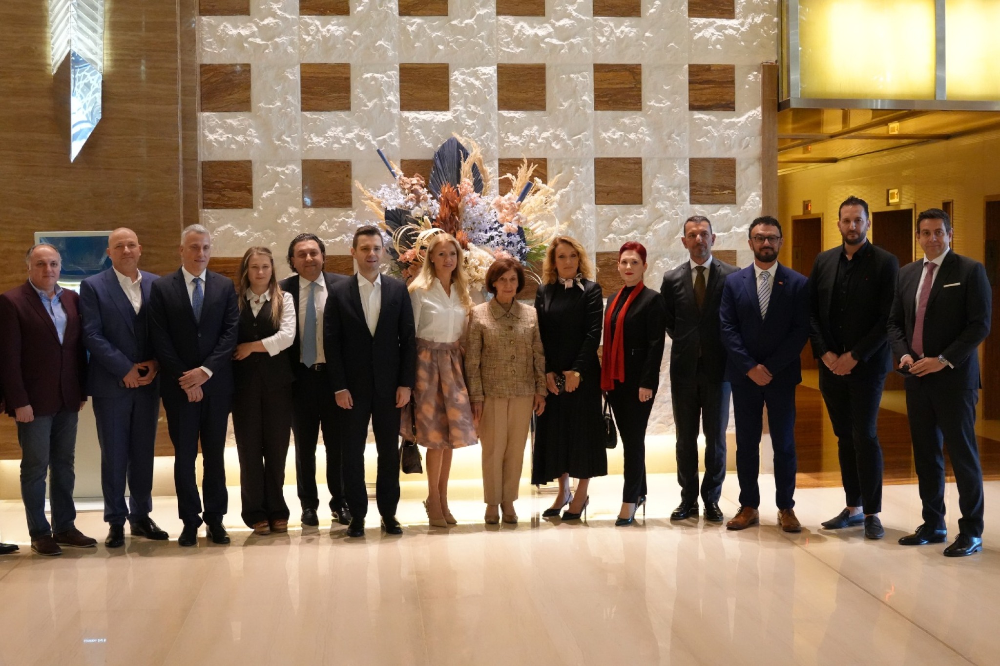 media-libraryfmi13a8b4phj01M1TLw