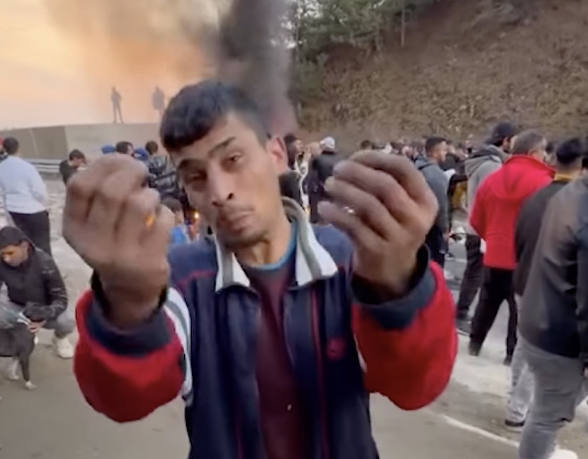 media-library4j88o06argn48A14PBn