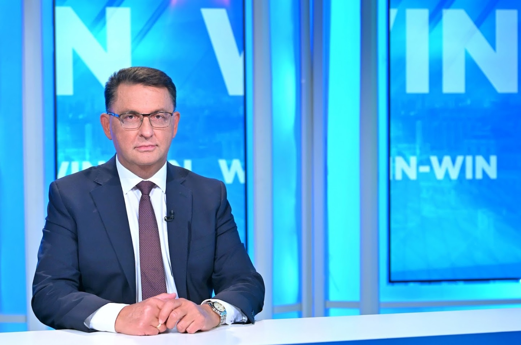 media-libraryvr92fqknd20937Qu8j3