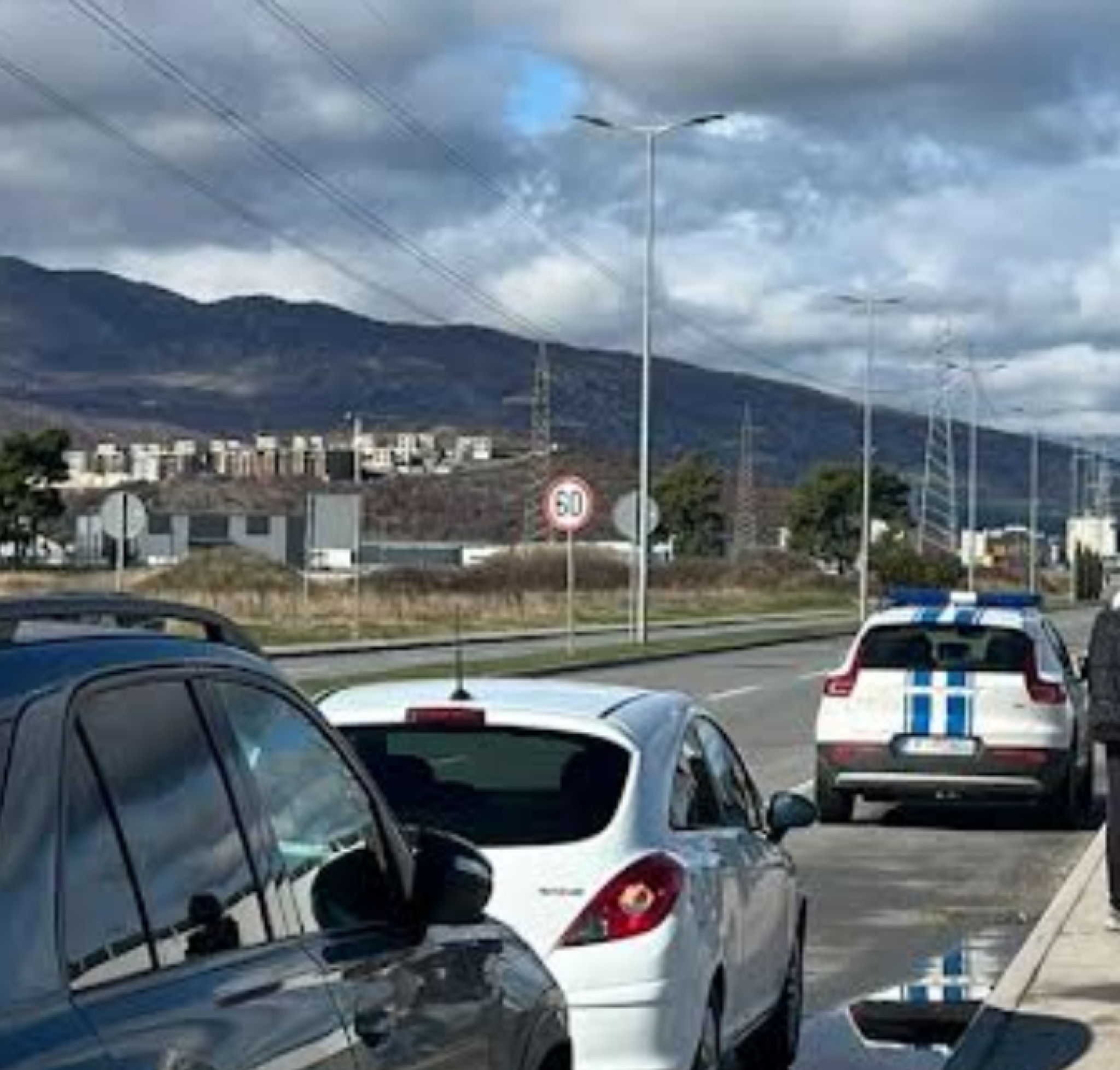 media-librarykf1f95o8qvah9KLRYpt