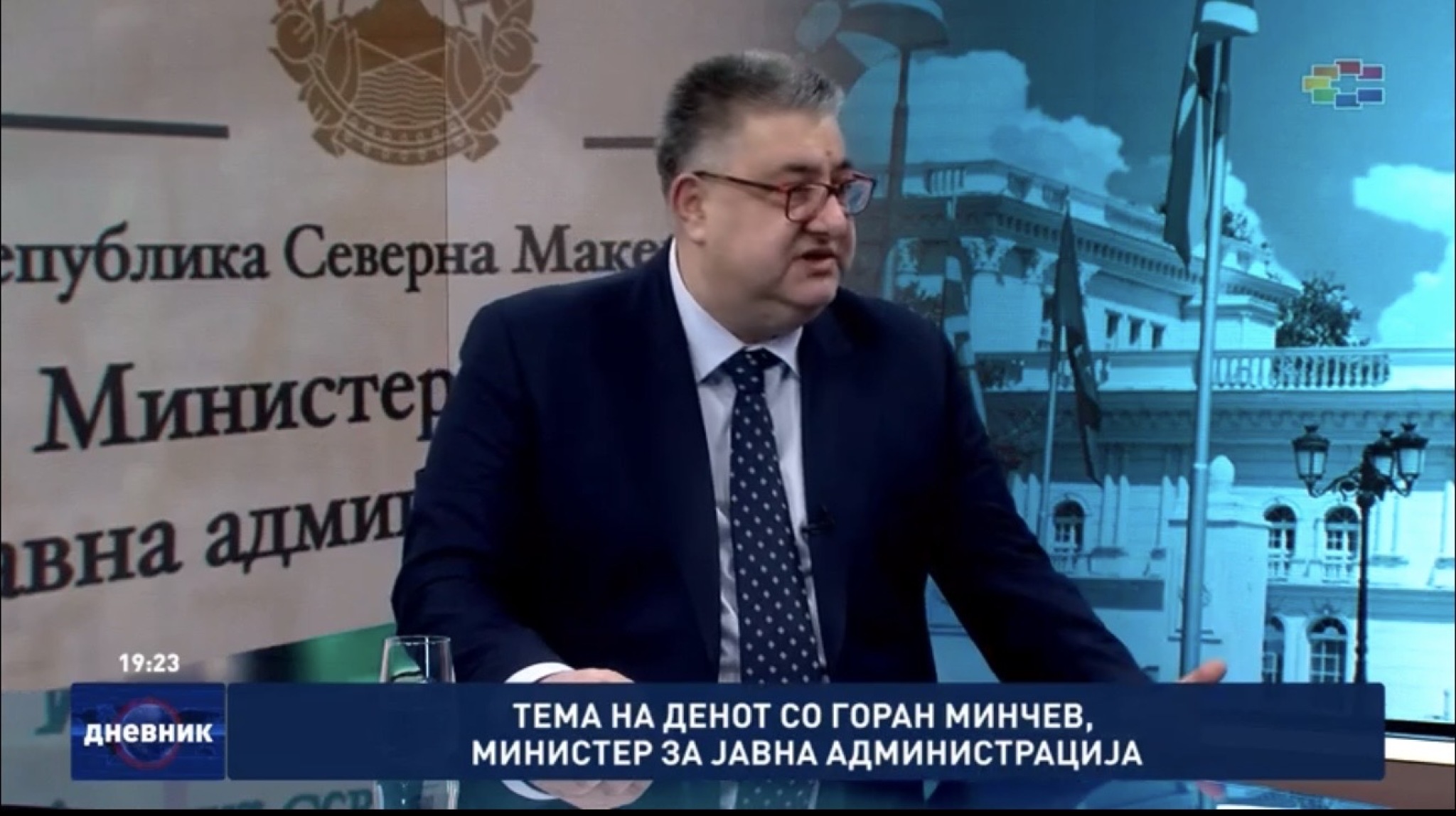 media-library7p8cubas92n9ajEfC8b