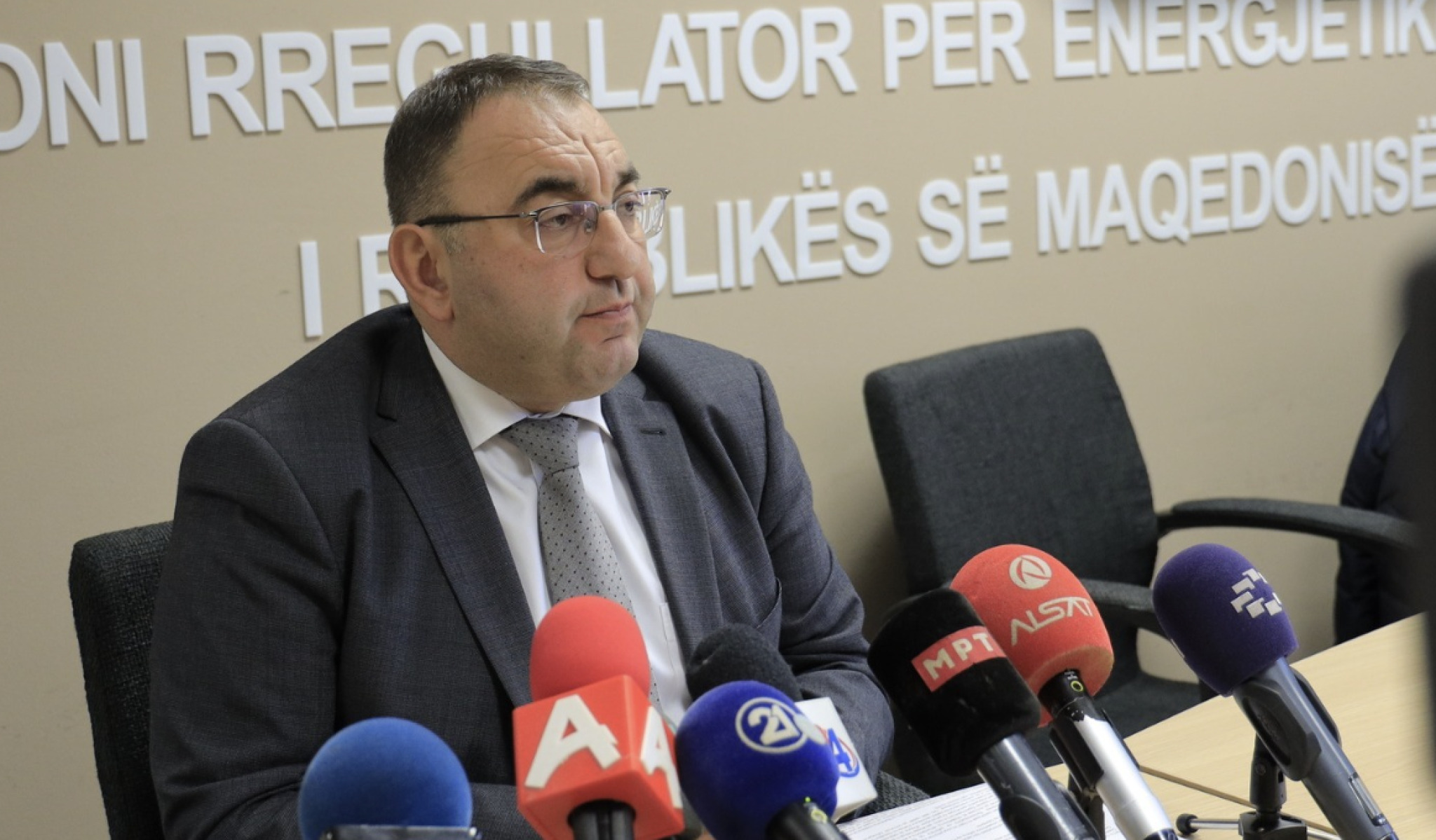 media-library77fdh4a3gsg8cxZZjOt