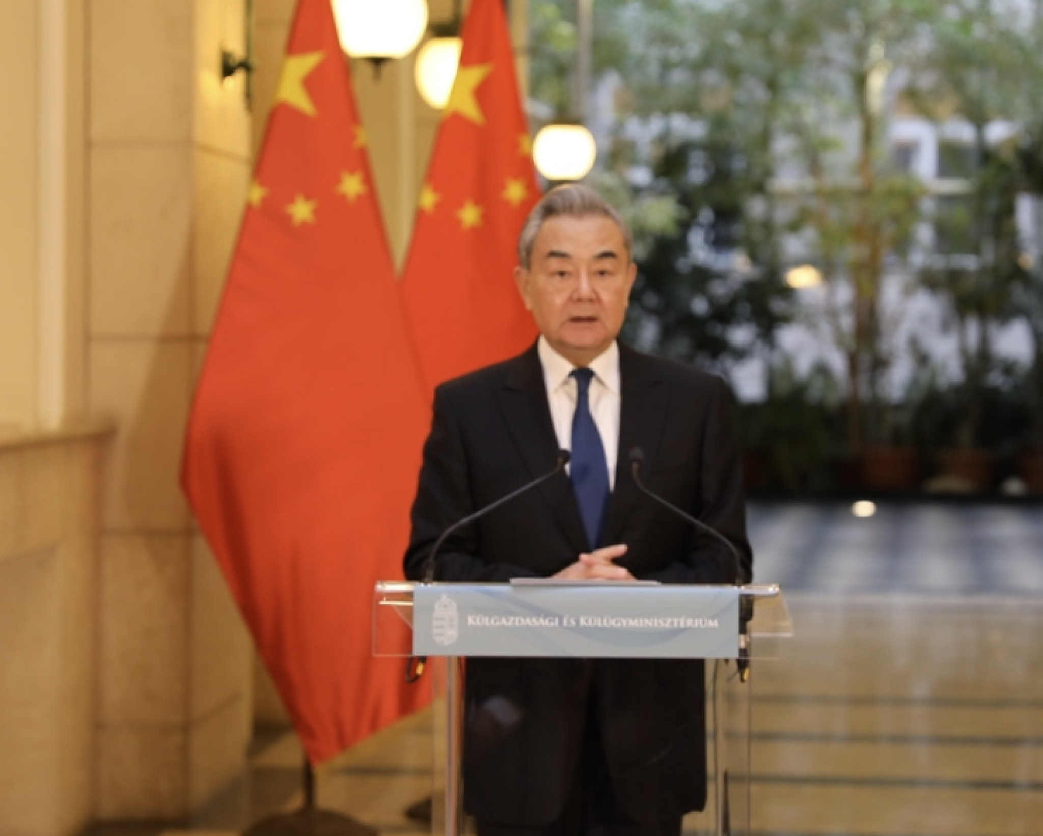 media-library95j9q5h2cddfaKq4jWp