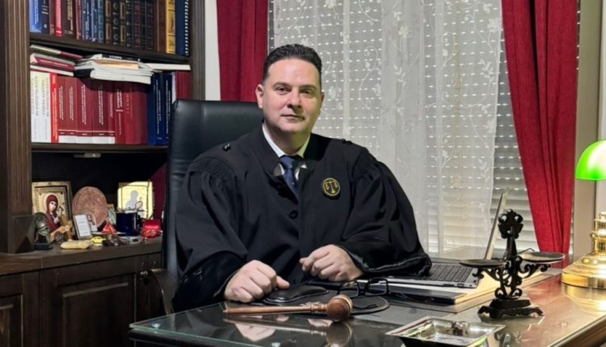 media-libraryvn1kc32nansderUf4Uz