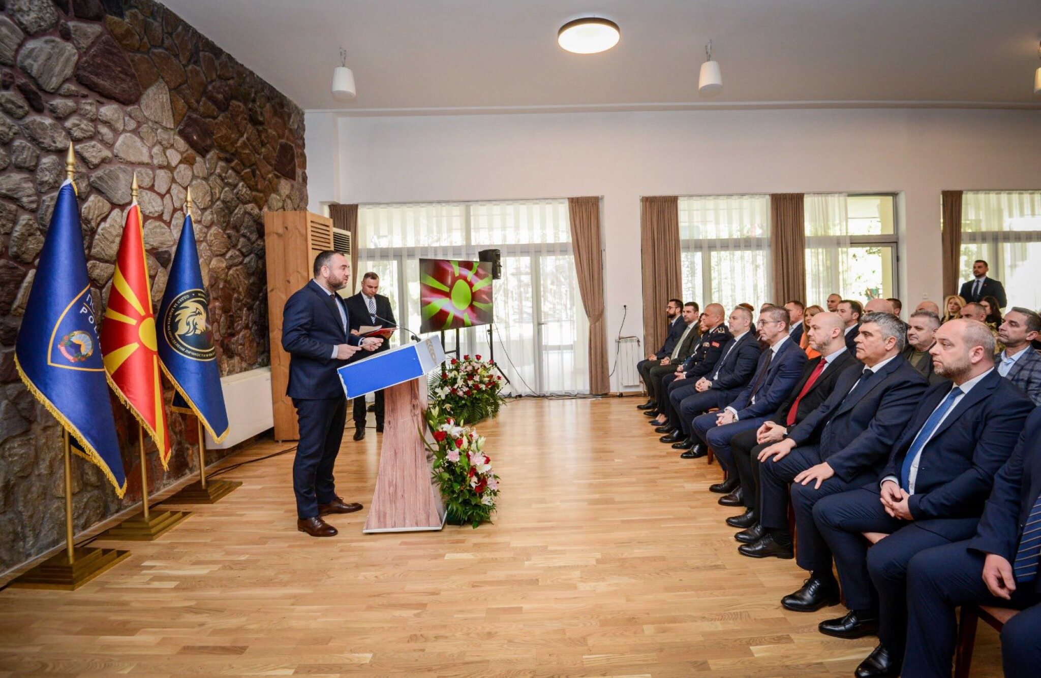 media-library5pfav4p6tl7rbXZMYqn