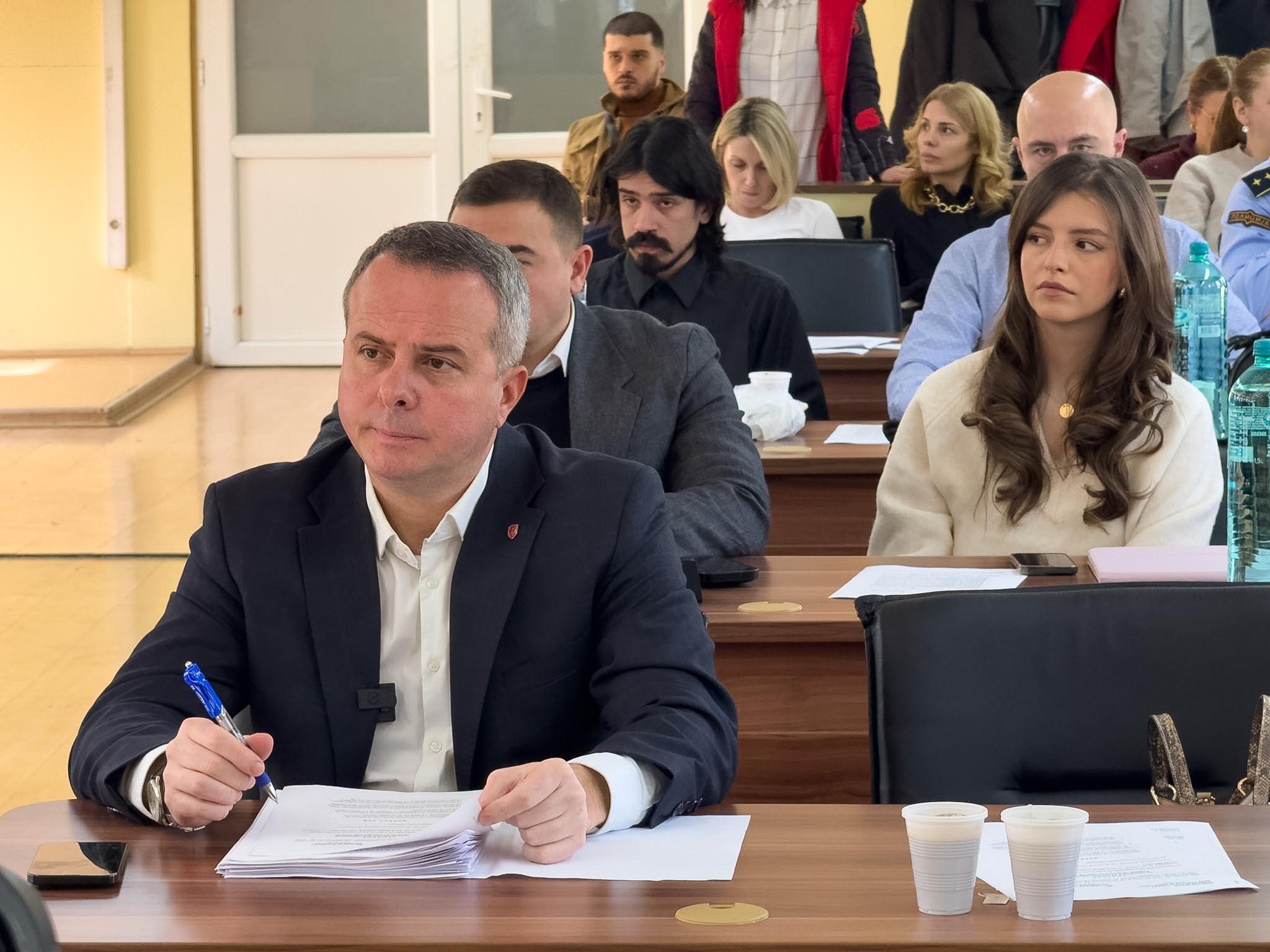 media-libraryqjecgs7lorms12274ma