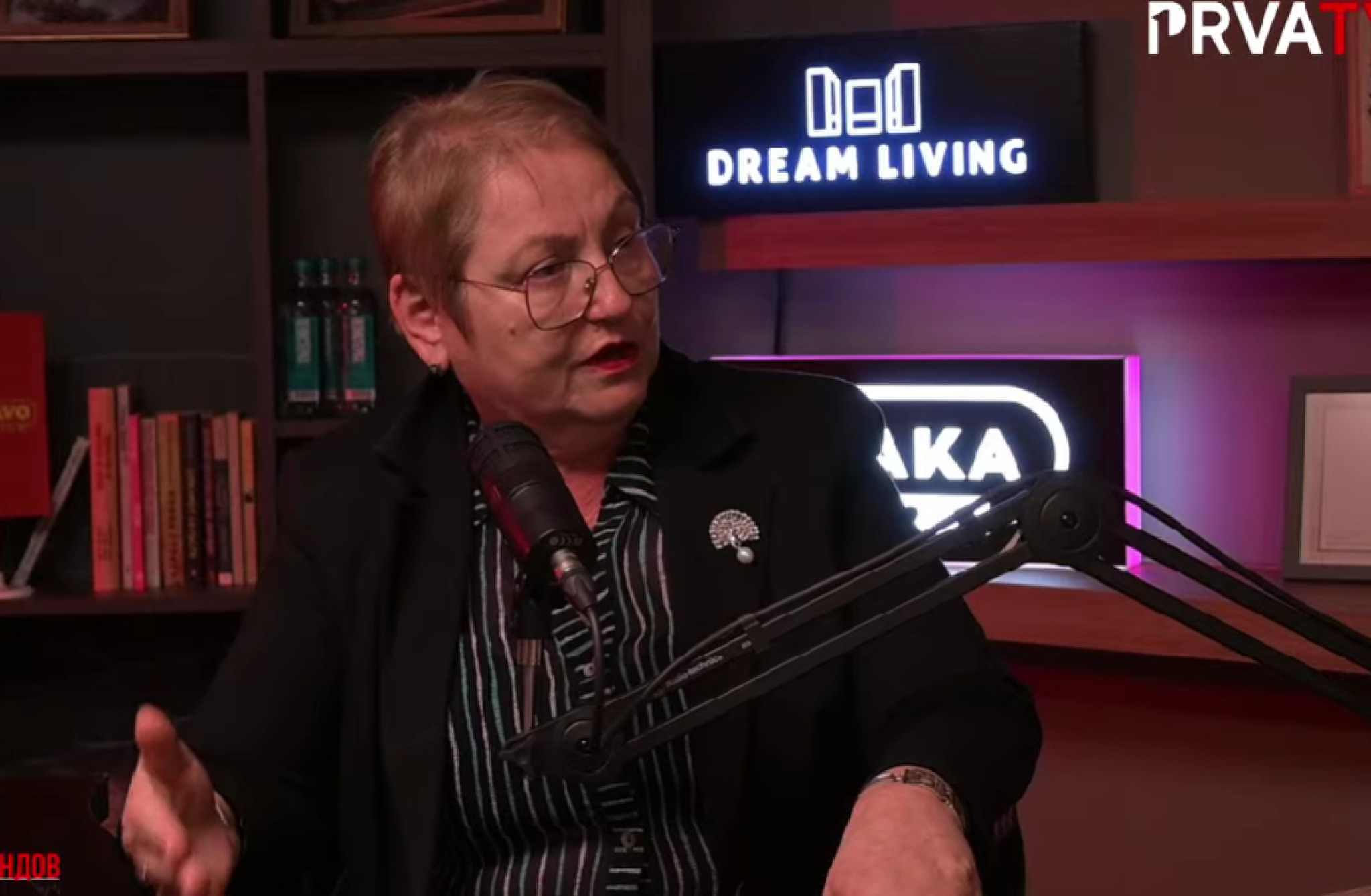 media-libraryv2drfs8jueur511FcVH