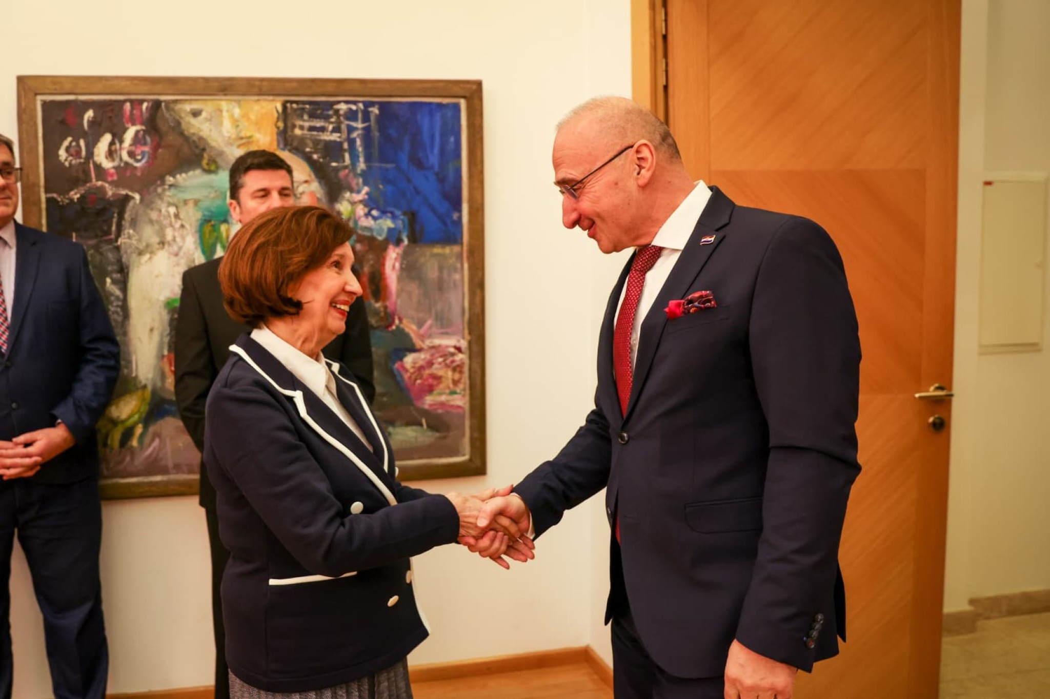 media-library6i5led9evu1c46qCCnx