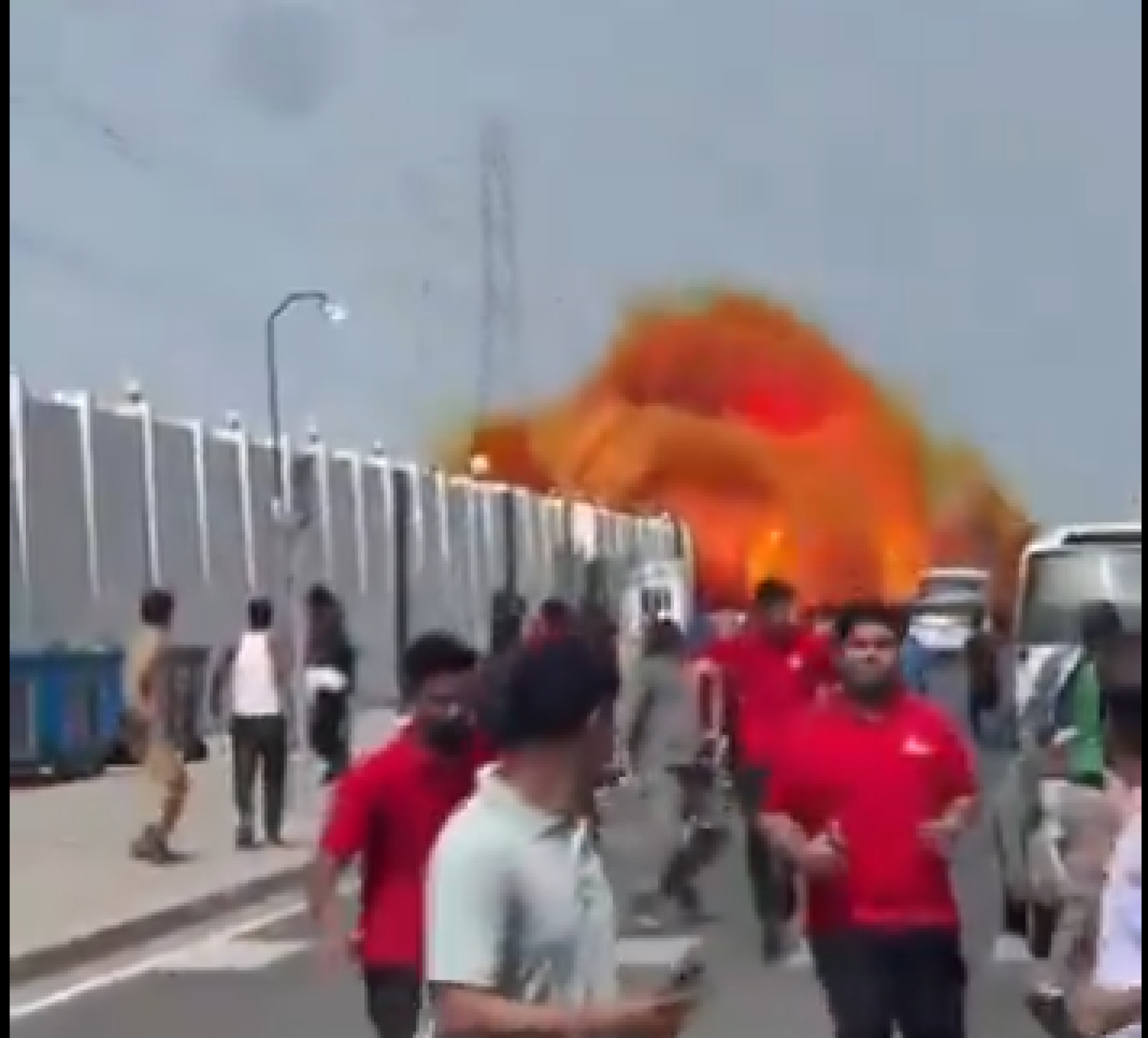 media-libraryr0hm4pip2fav6D8iyKI