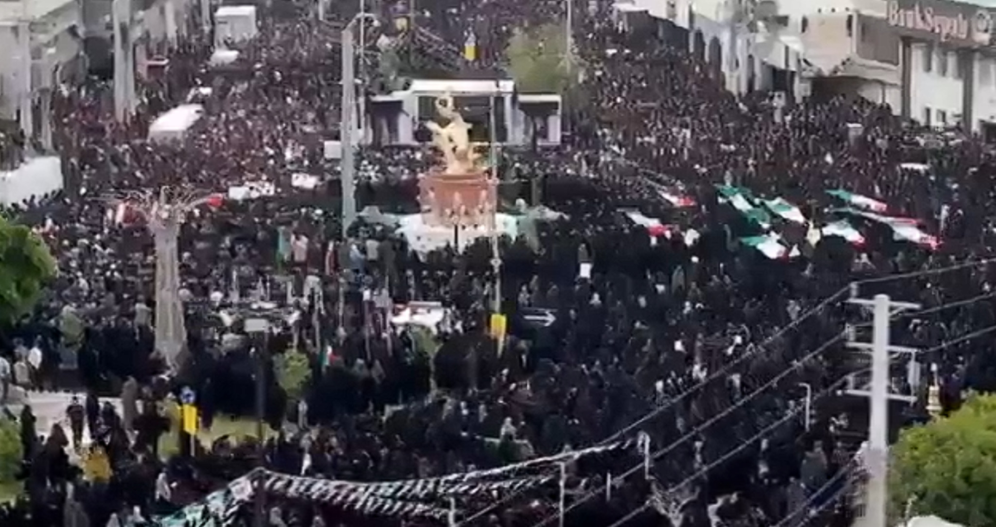 media-library14mn4c1j0e2vcgSAMUZ