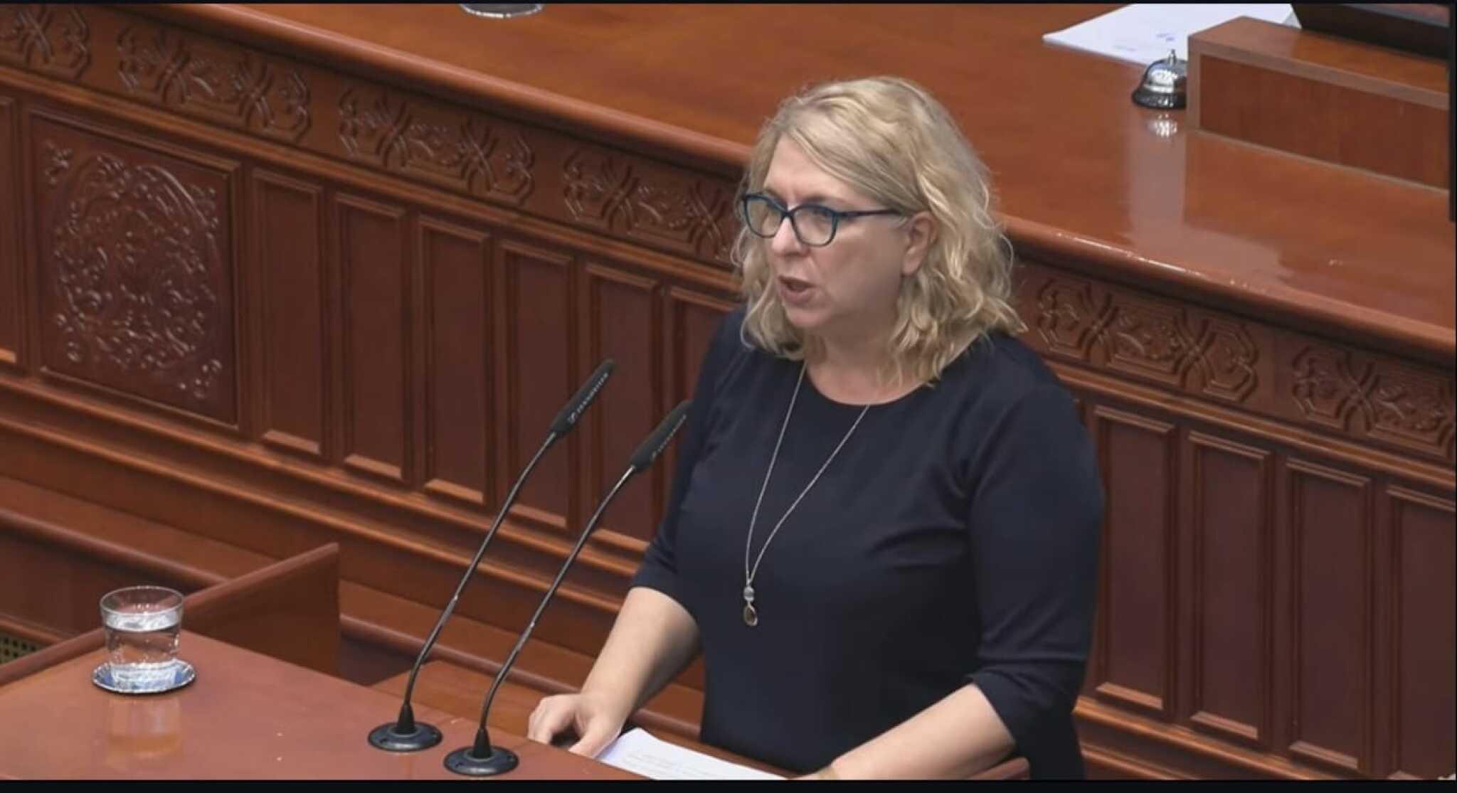 media-libraryqf0q0i22vcvj4MP9u1u