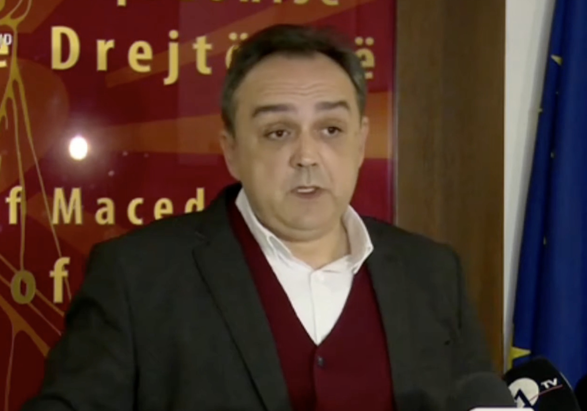 media-libraryhgt83hfh984sb2UD2cL