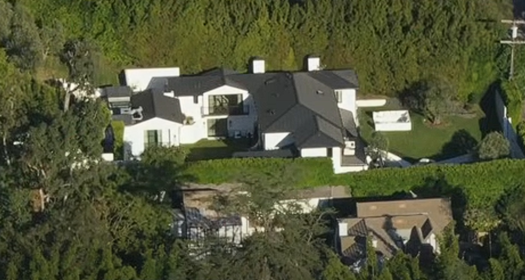 media-libraryjab3lrdd39bd7bCx6Dp