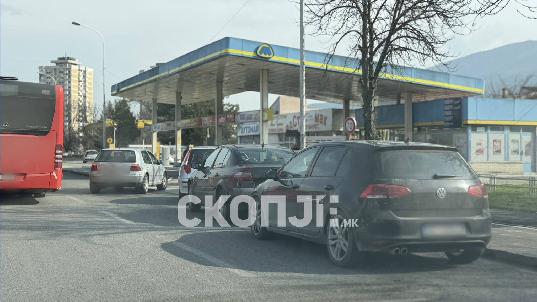 media-library8akocfeba3pd9BLOBF1