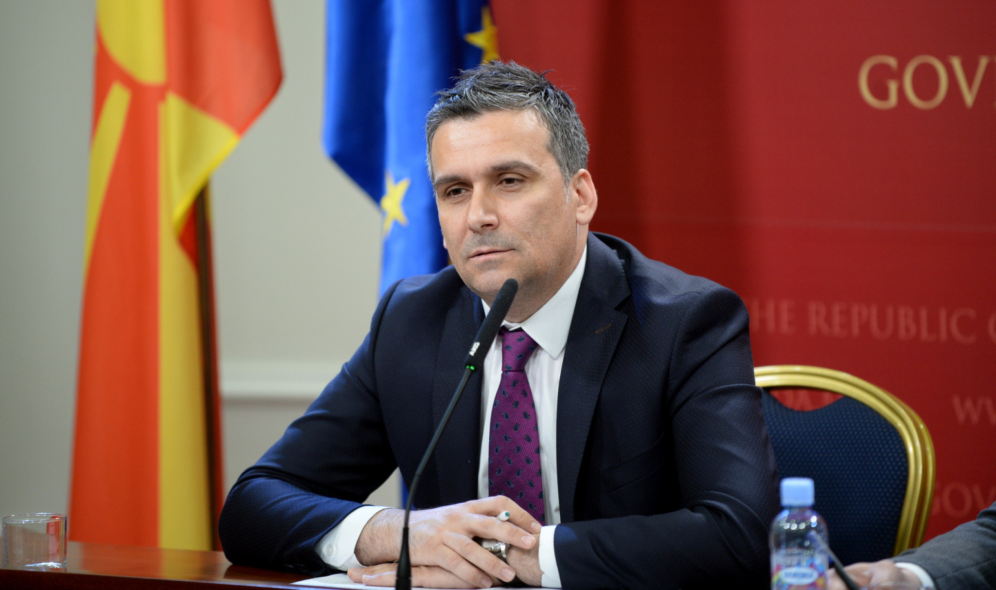 media-library2m7m04bqrv9e4HmQDlS