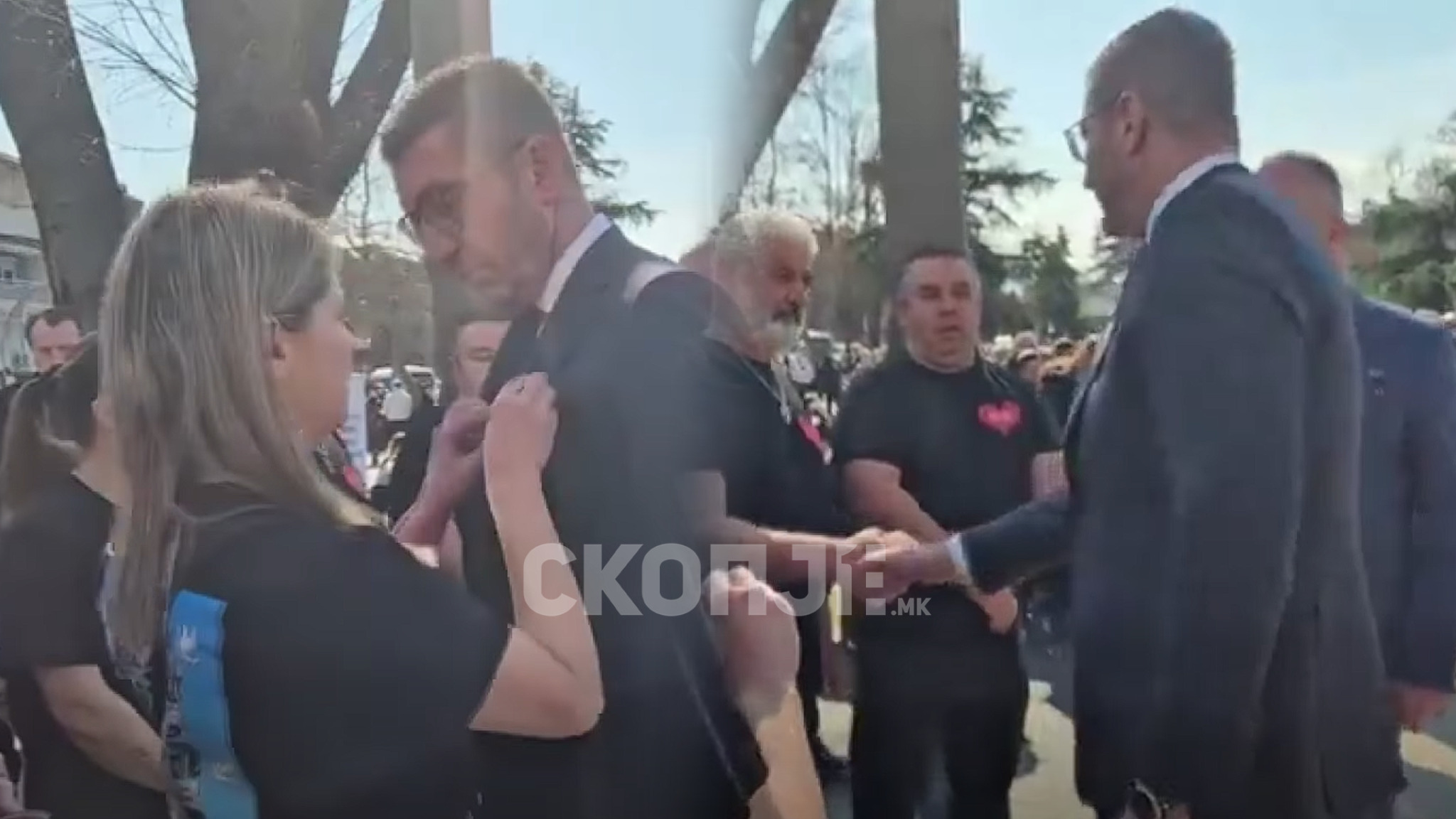 media-librarygnuttiv7l1l00qoiYTX