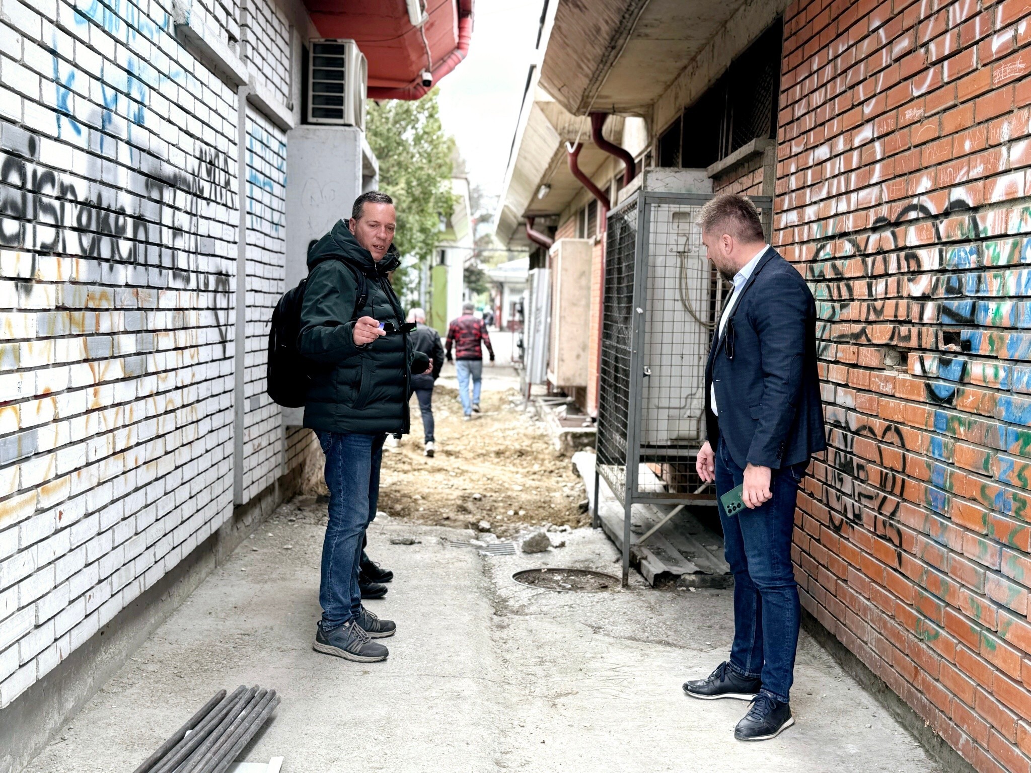 media-library48jj4s3u8srafhnULtN