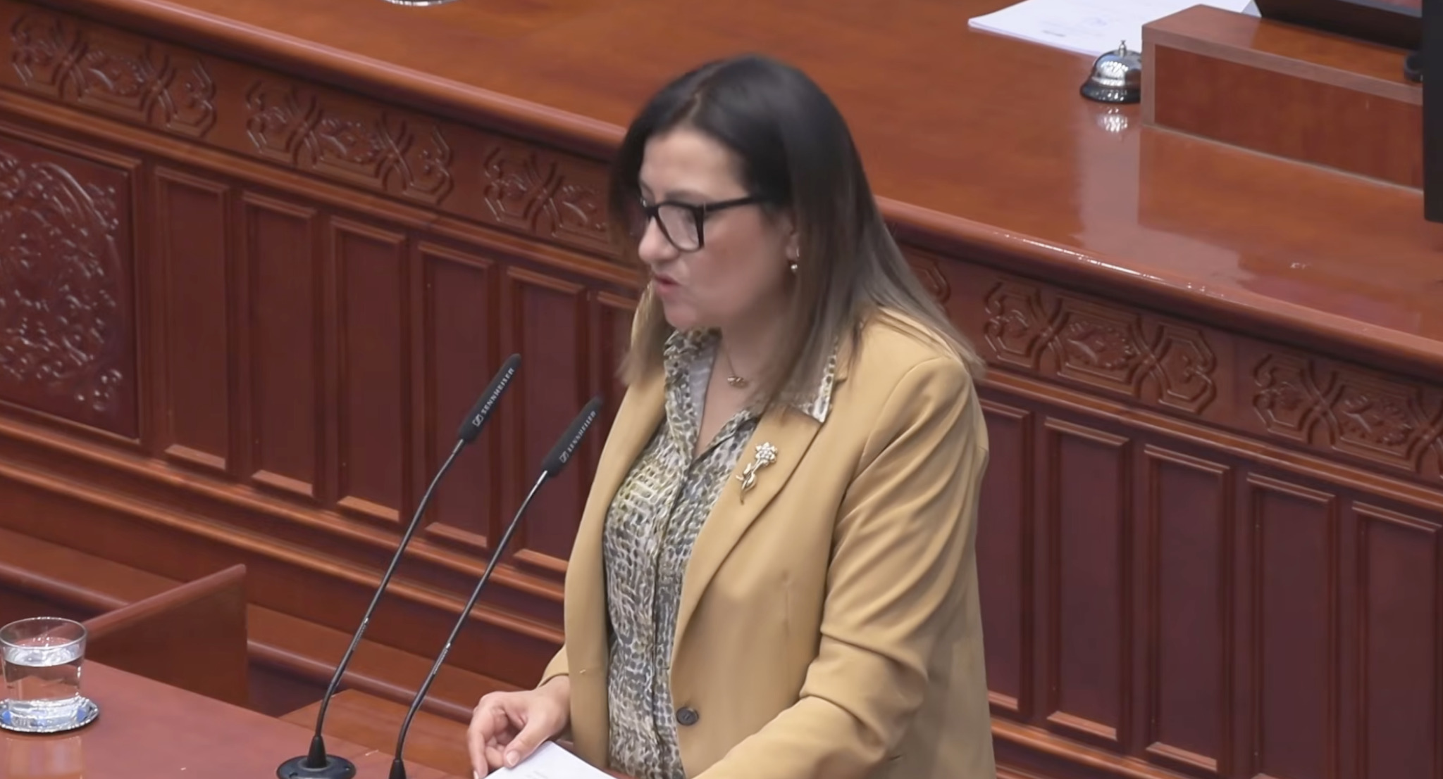 media-libraryg8kq3540ska70a6Ygqs