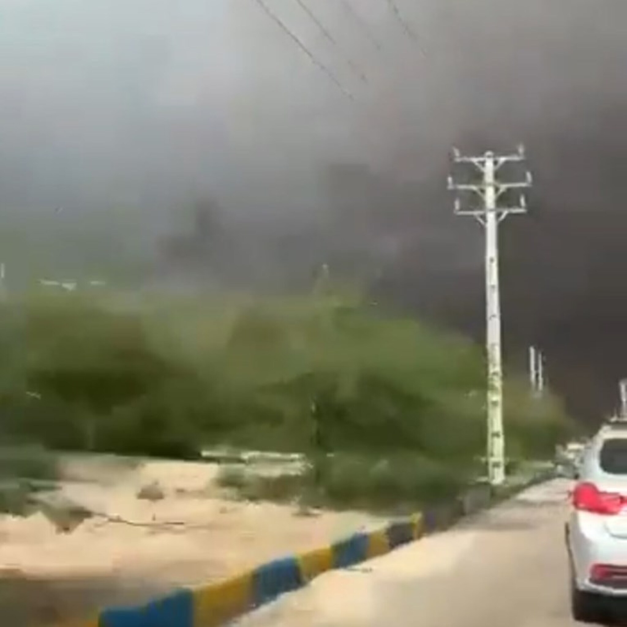 media-librarysptingq7js6c3DxdE6C