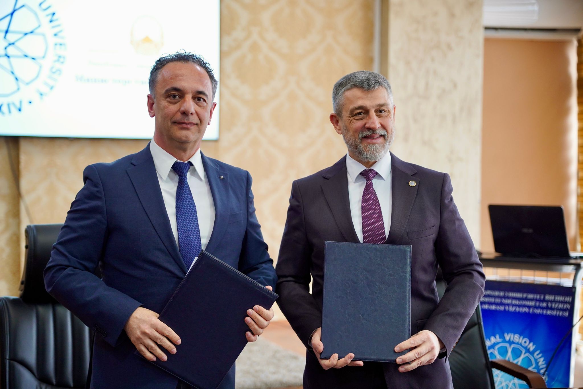 media-library1u3ki3hab4lc2LrThRc