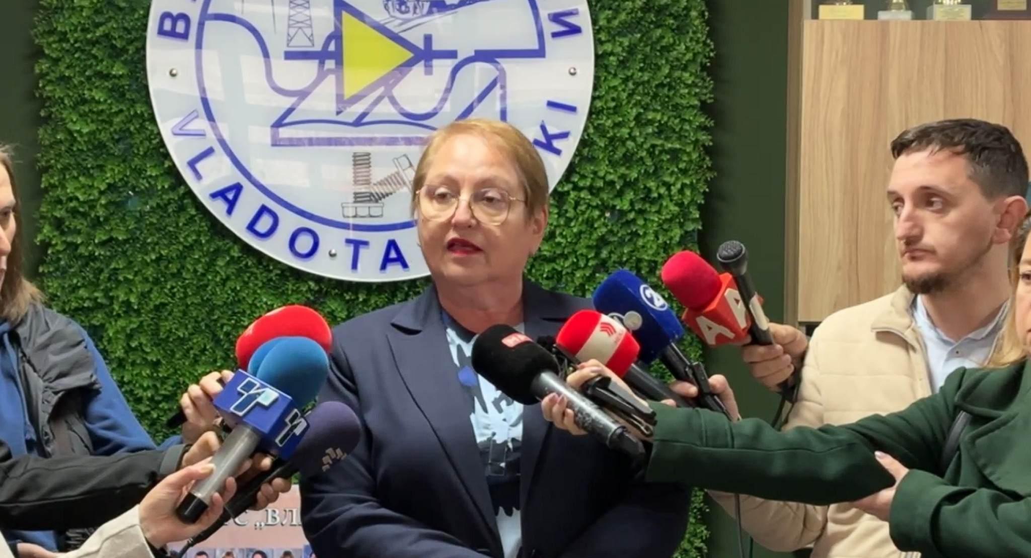 media-library8f0ehn0niadhdqrxCHJ