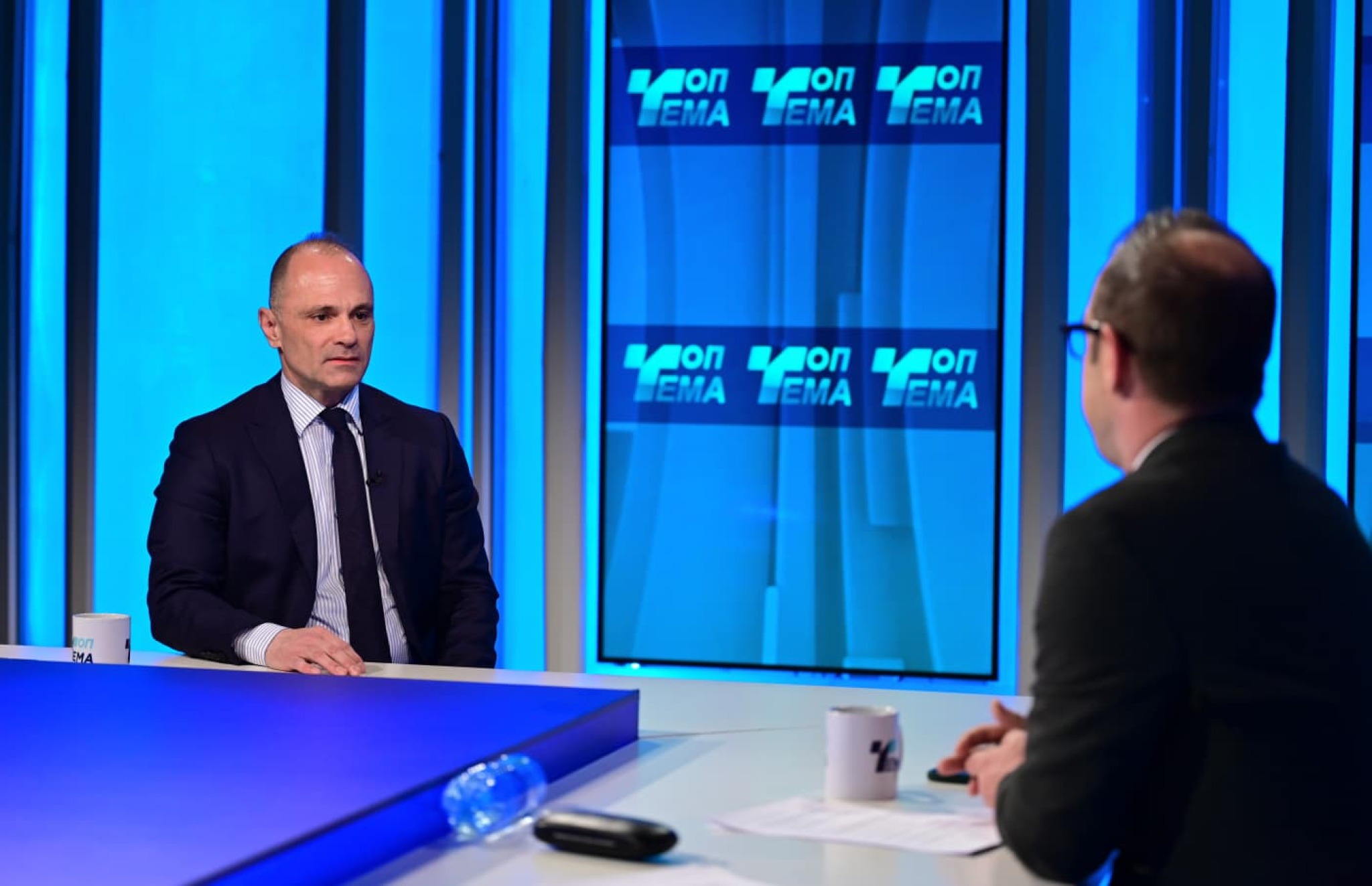 media-library3ejbir0j0eltdYcu37F