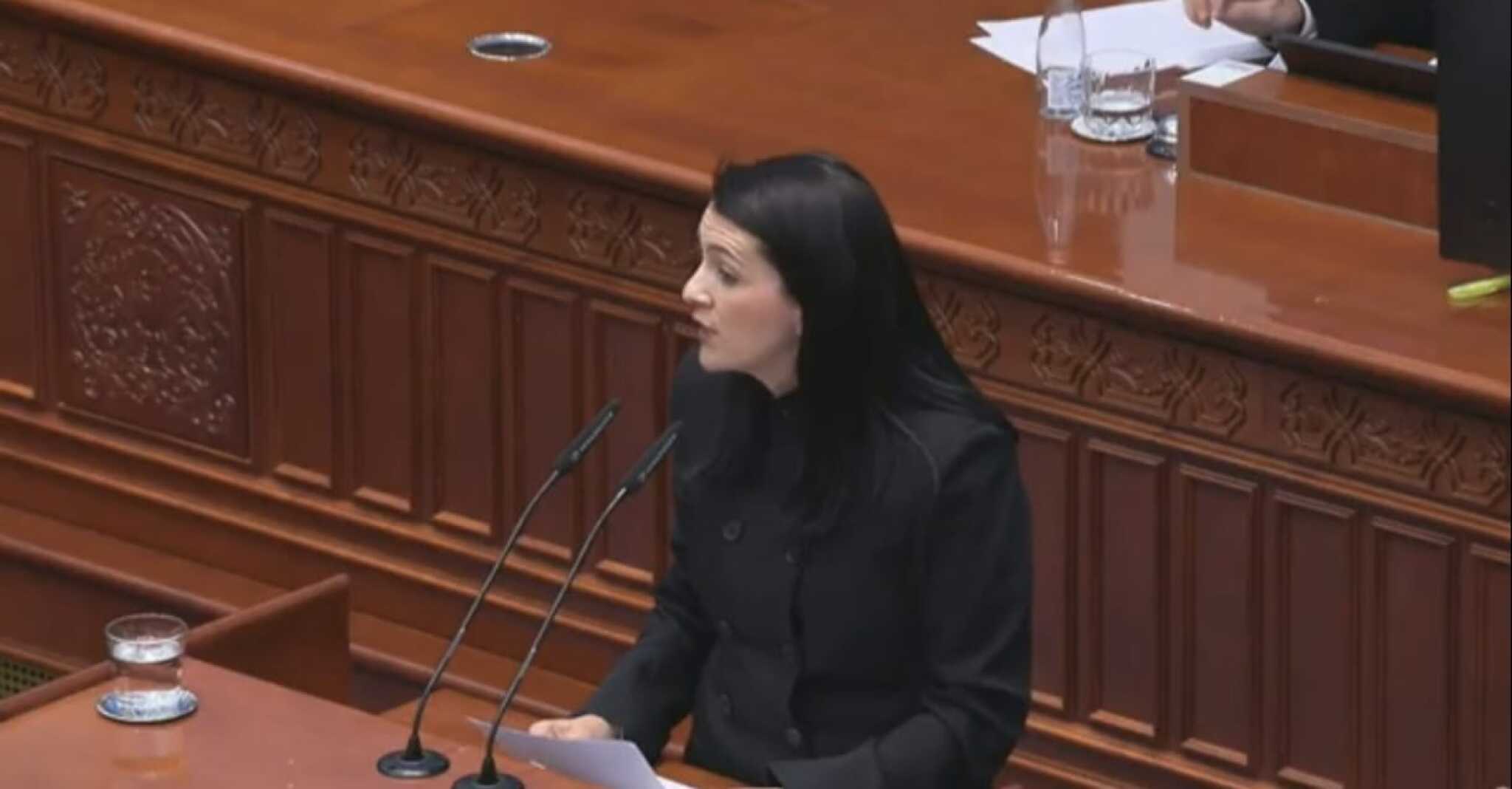 media-libraryt5slp5sar911decs7Vm