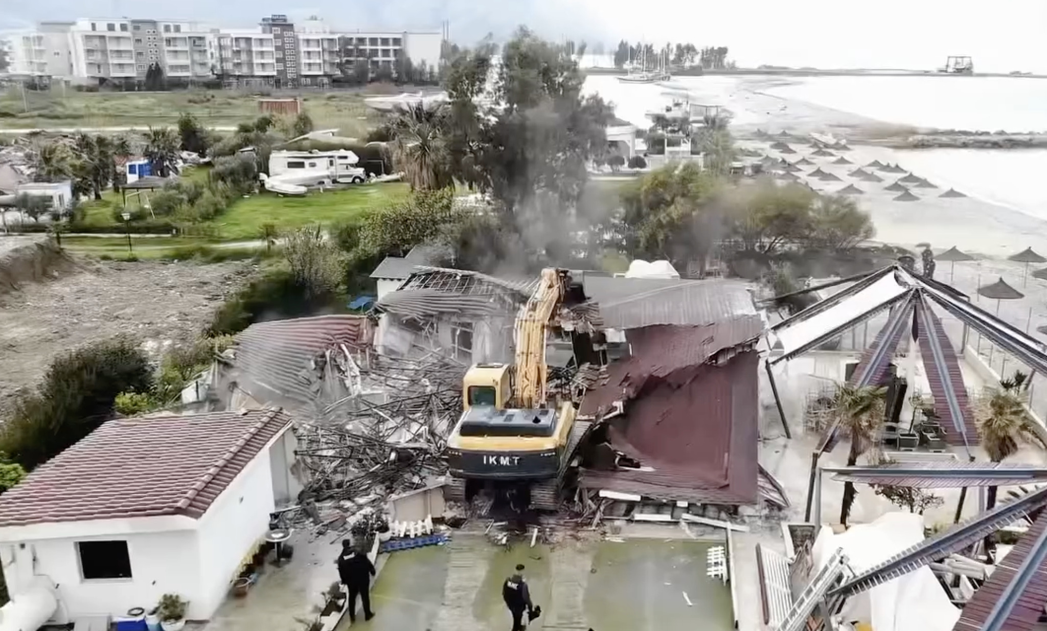 media-librarye98lnrsdt2fgfjEZoyd