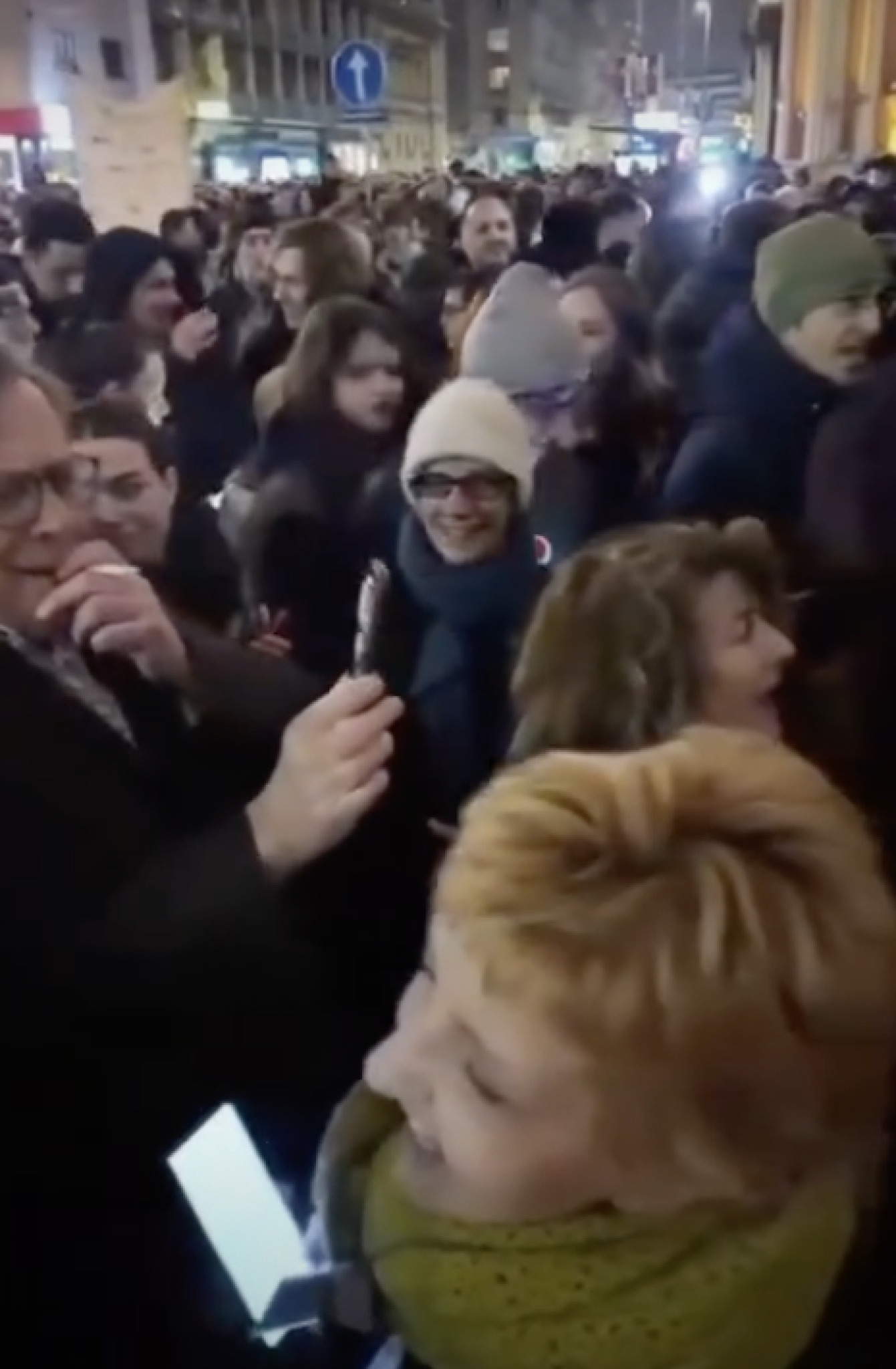 media-libraryali7ijk5obc78EAjpW2