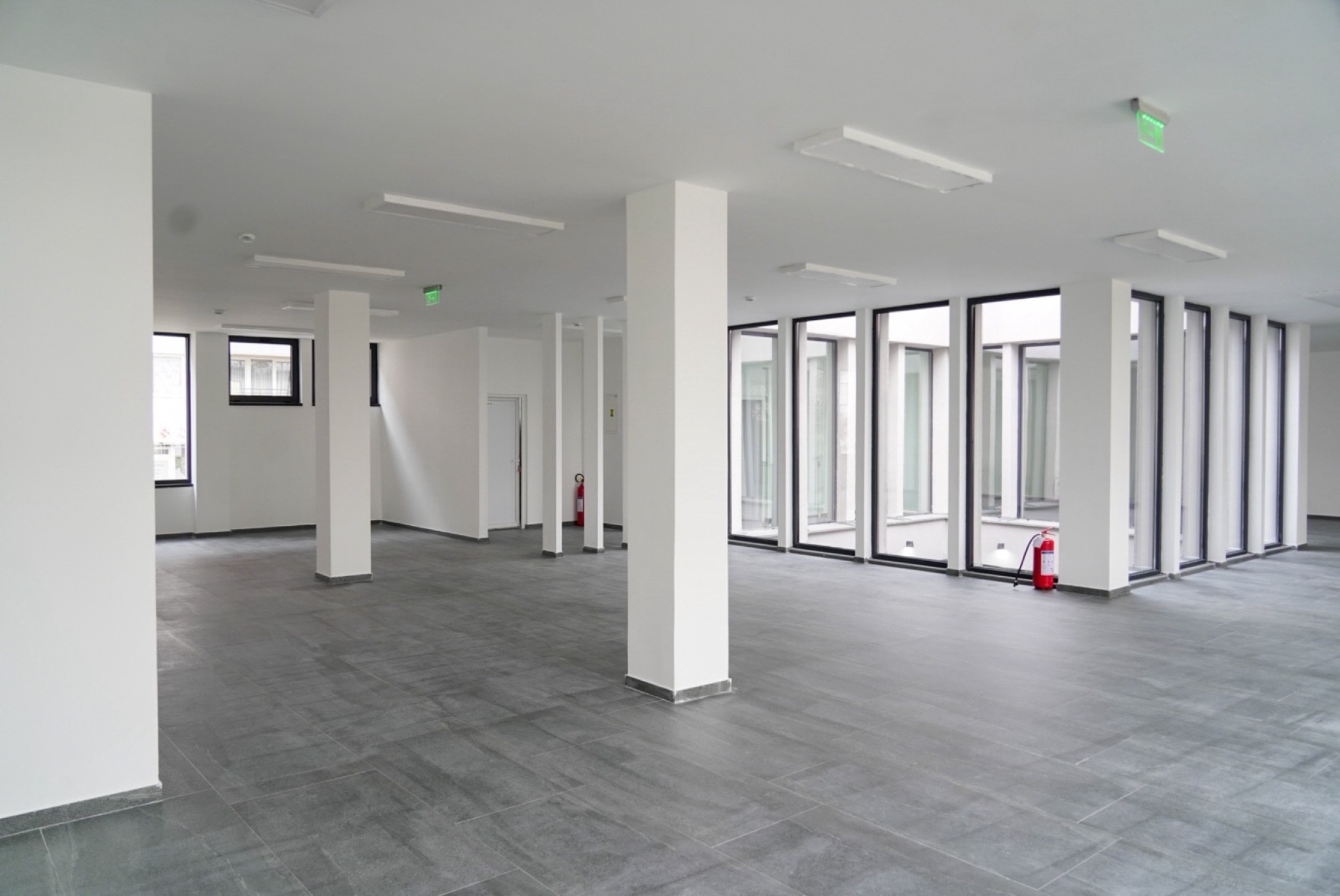 media-librarynroti9onnmec2weHuzx