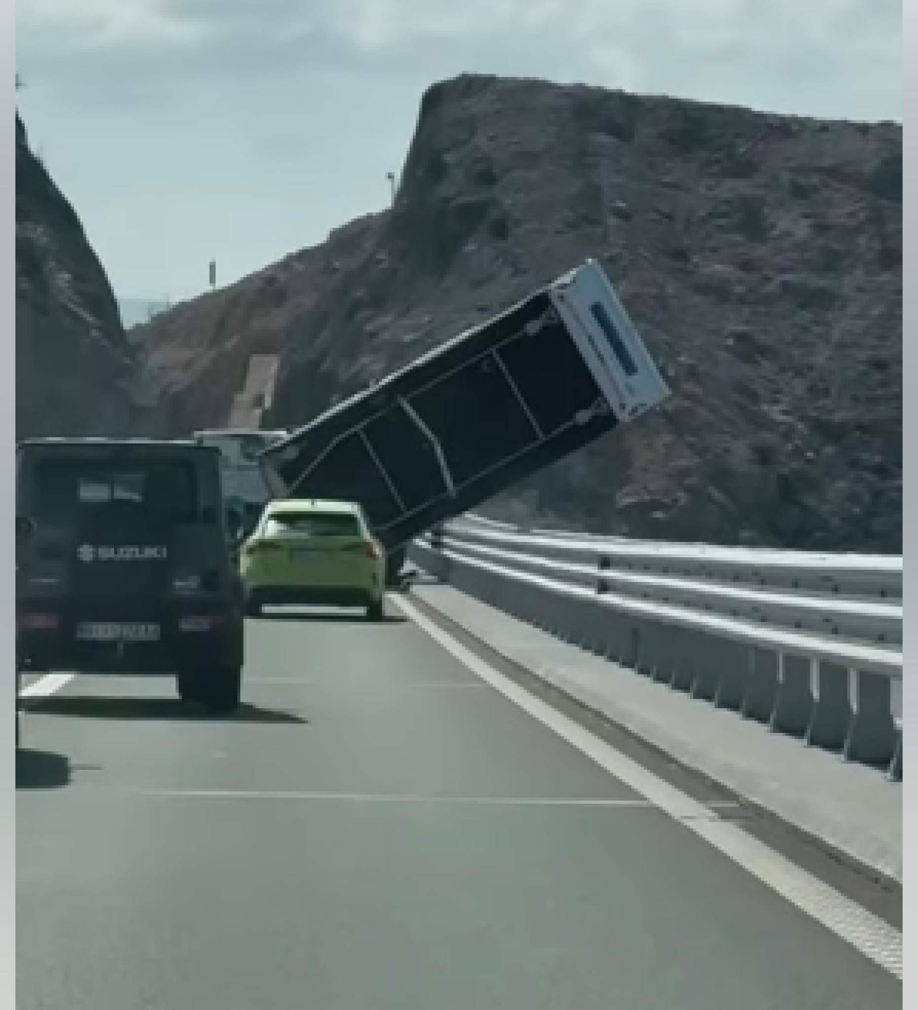 media-libraryeg3bbgur6lot32g2NzB