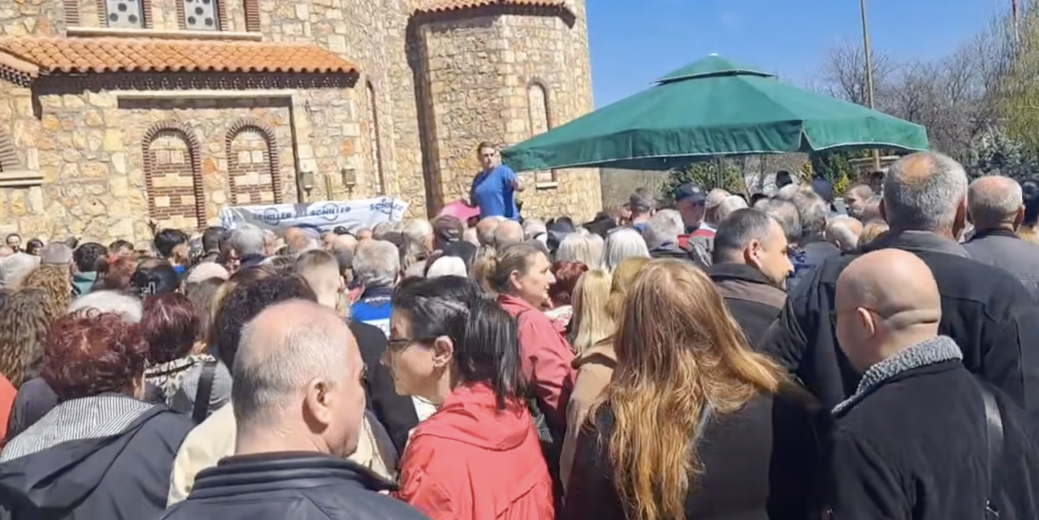 media-libraryiopn75ll2h7127tYOwl