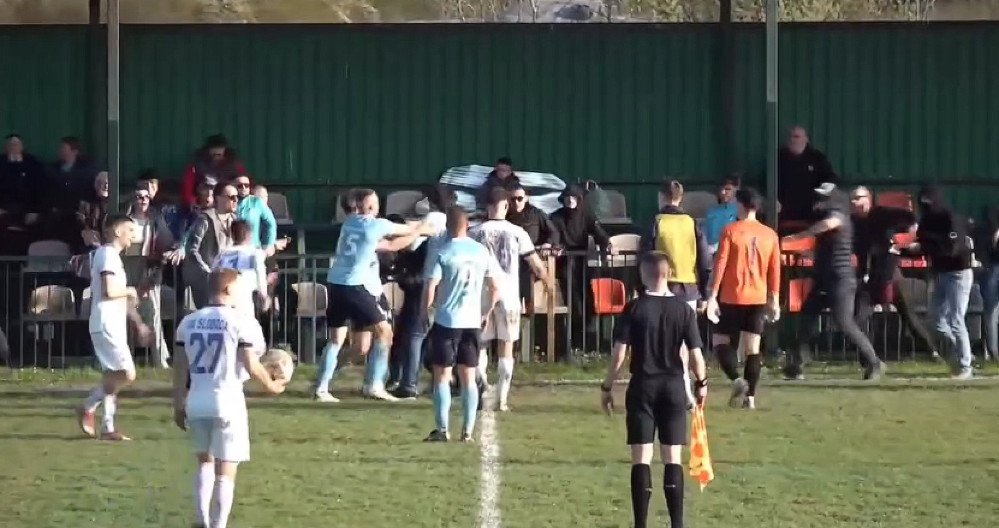 media-library8d194cfkfhobdUGNQvW