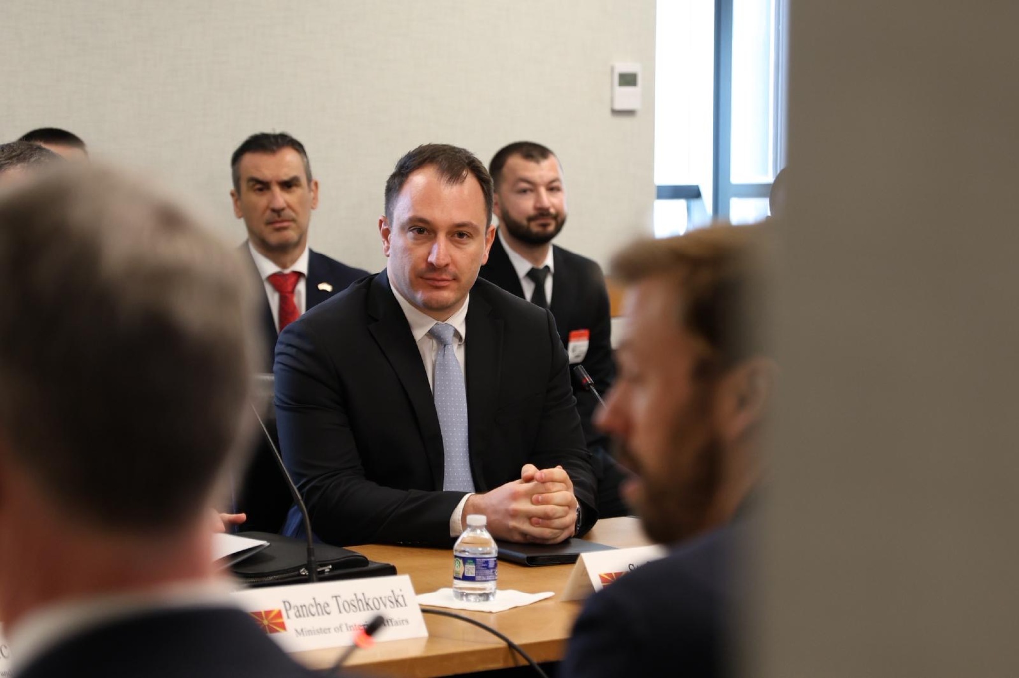 media-library2qfass5192imdr7xOop