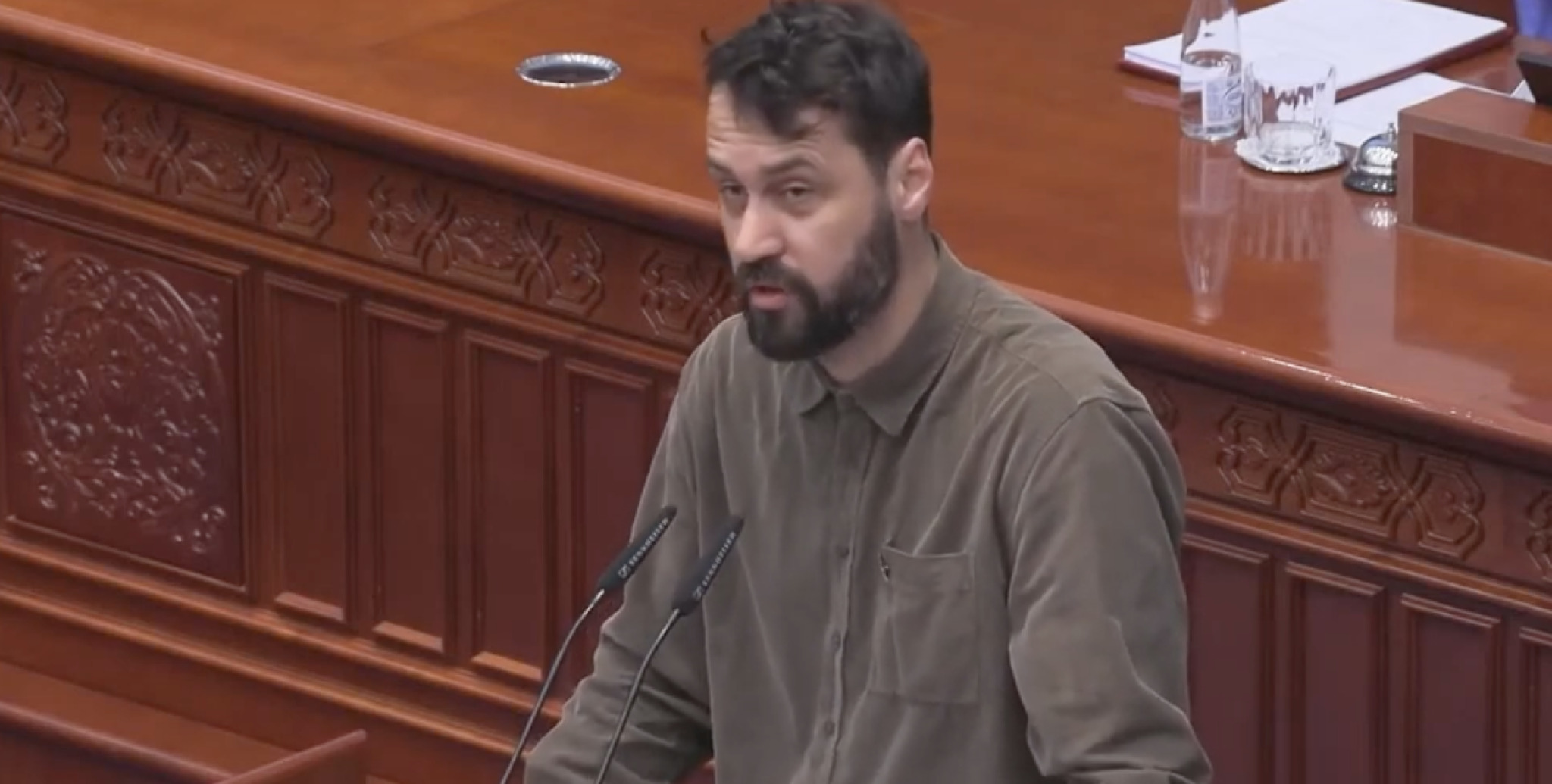 media-library9qvfpdft75ue3cfwNnr